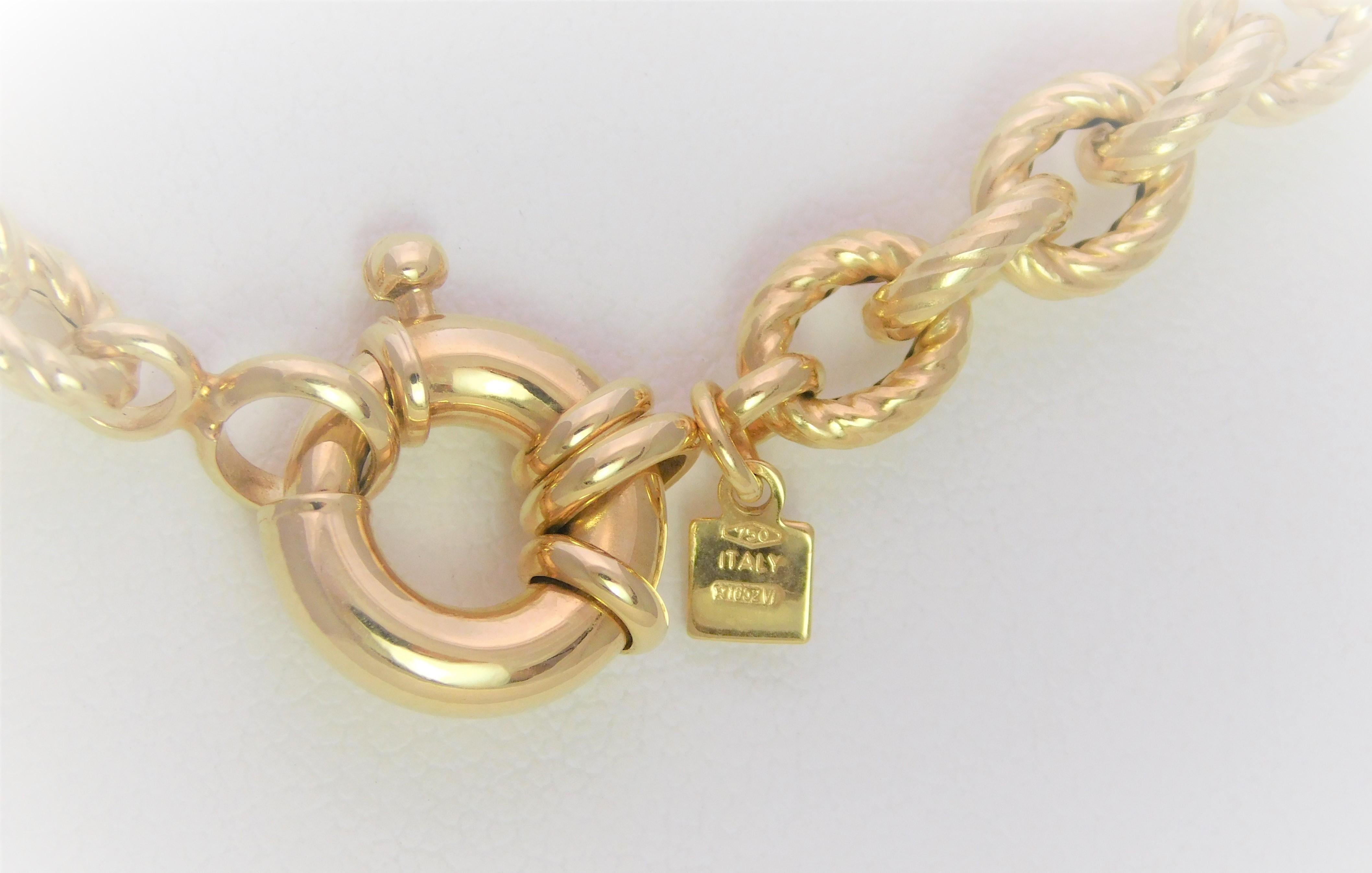Italian 18 Karat Gold Necklace with AA Salt Water Pearls In Excellent Condition For Sale In Metairie, LA