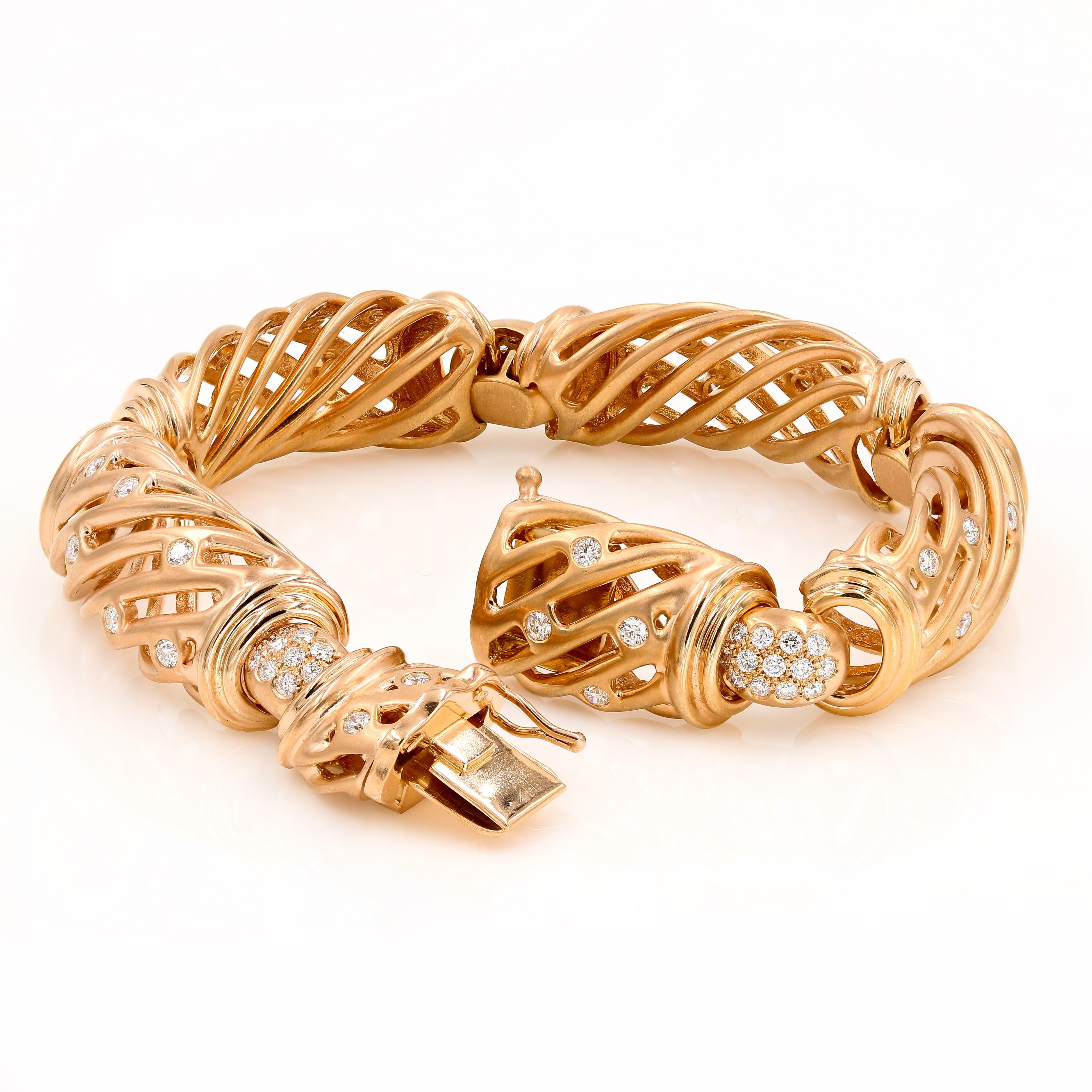 Round Cut Italian 18 Karat Rose Gold Flexible Diamond Link Bracelet