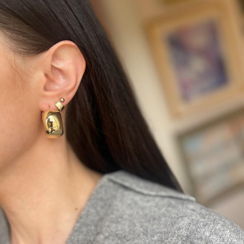 18 karat gold hoop earrings