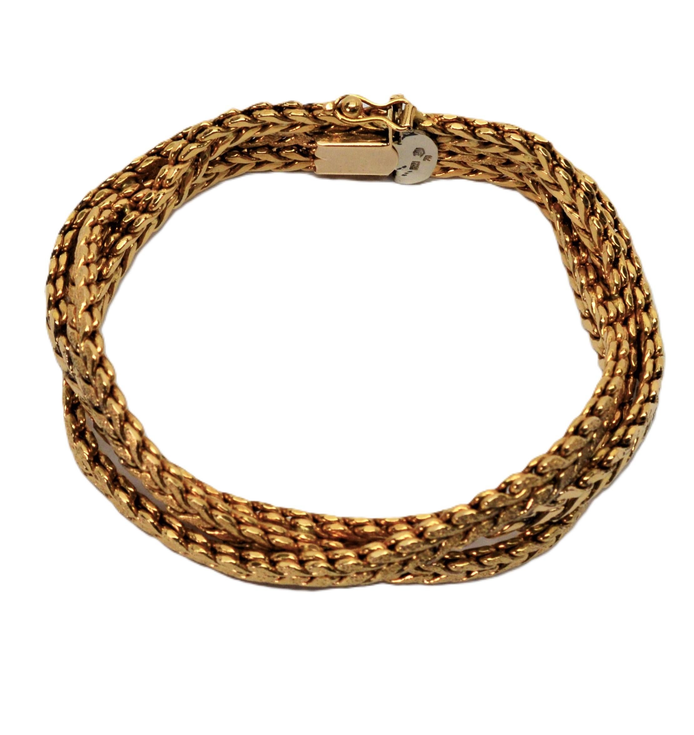 Bracelet à chaîne italien en or jaune 18 carats tressé à chevrons avec chevrons en vente 1