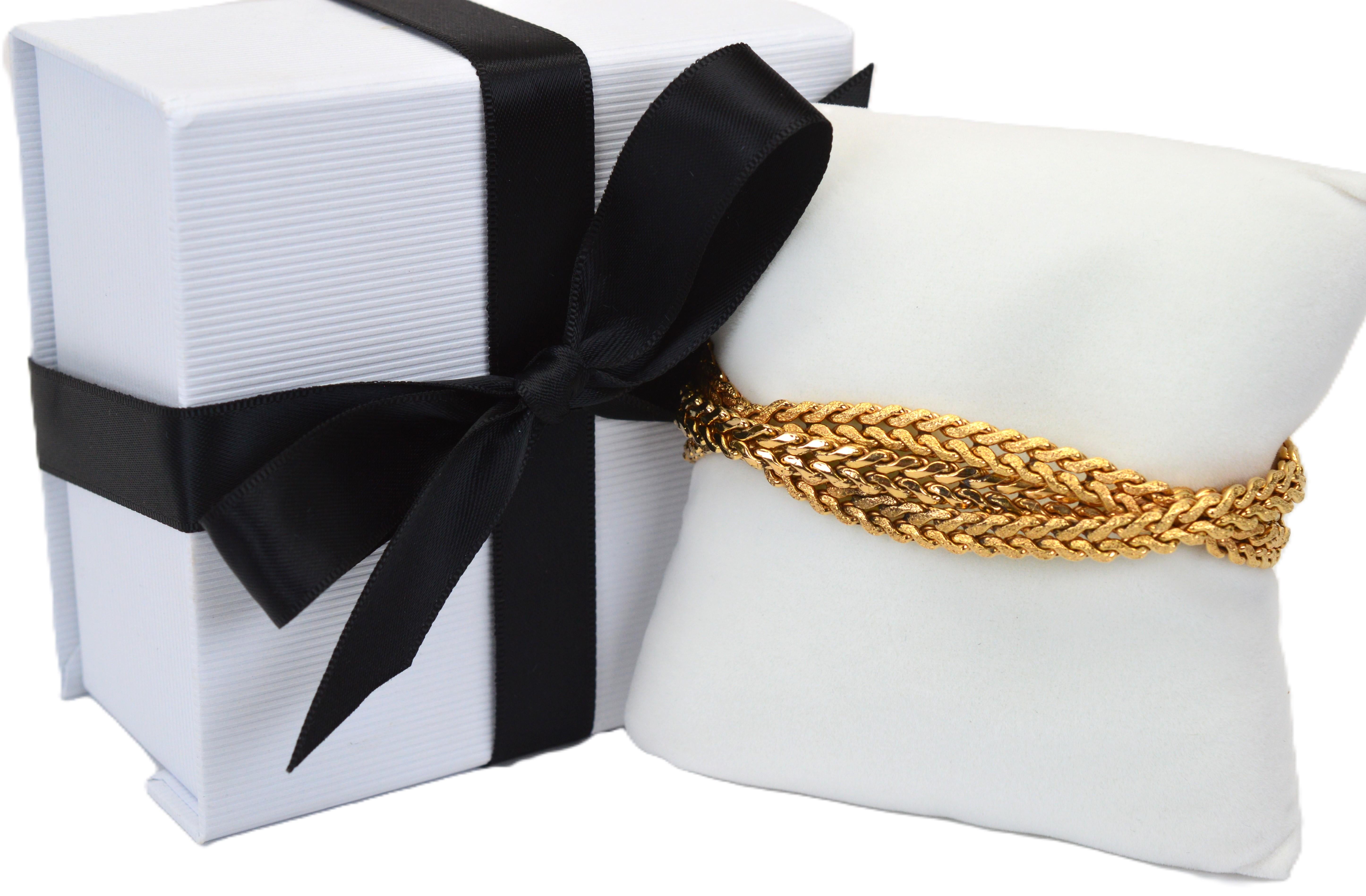 Bracelet à chaîne italien en or jaune 18 carats tressé à chevrons avec chevrons en vente 7