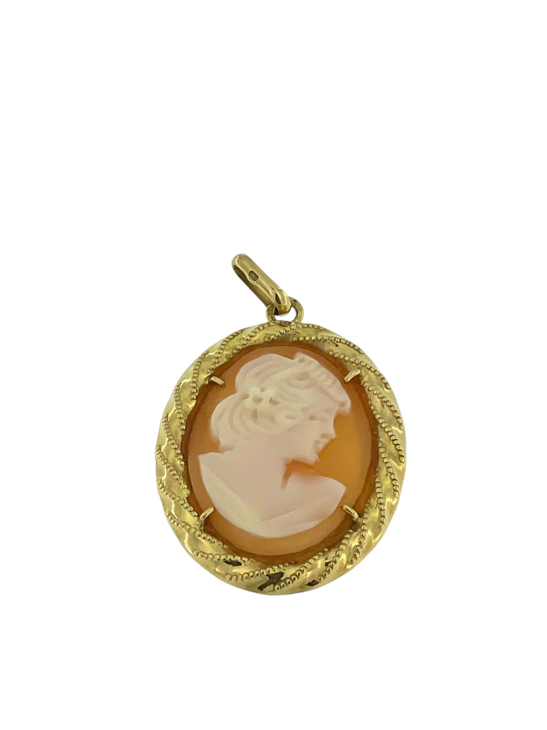 Pendentif camée italien en or jaune 18 carats Bon état - En vente à Esch sur Alzette, Esch-sur-Alzette
