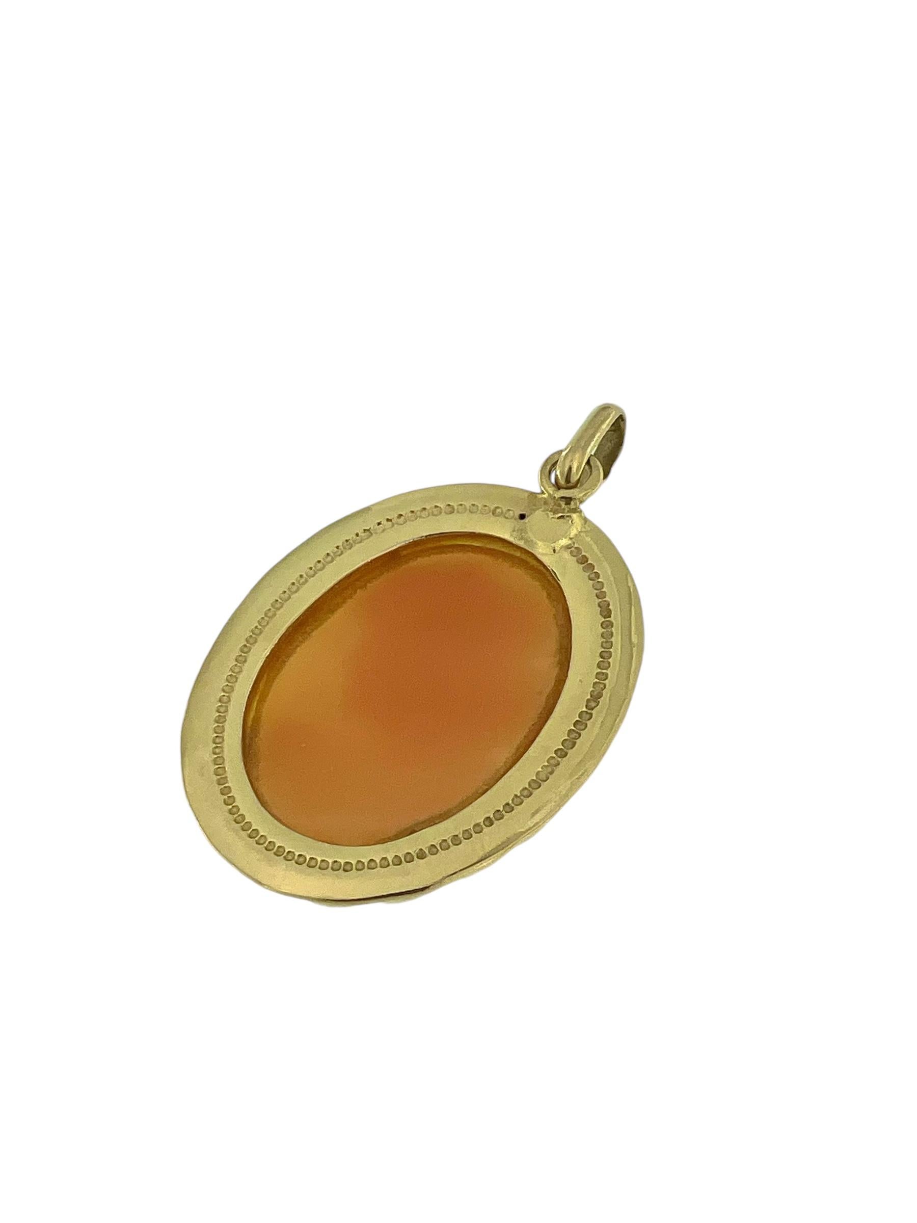 Pendentif camée italien en or jaune 18 carats Unisexe en vente