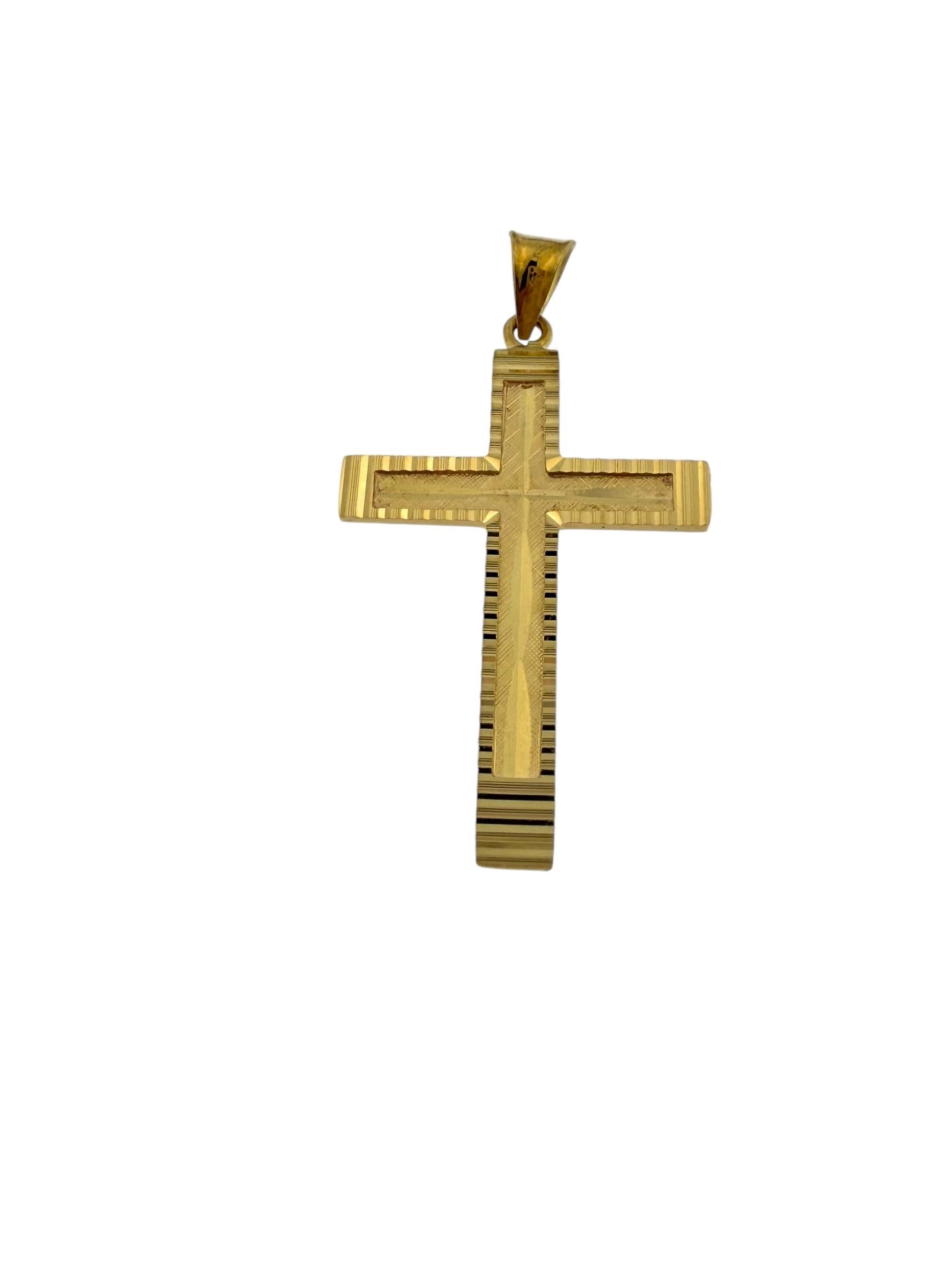 Italian 18 karat Yellow Gold Cross im Zustand „Gut“ im Angebot in Esch sur Alzette, Esch-sur-Alzette