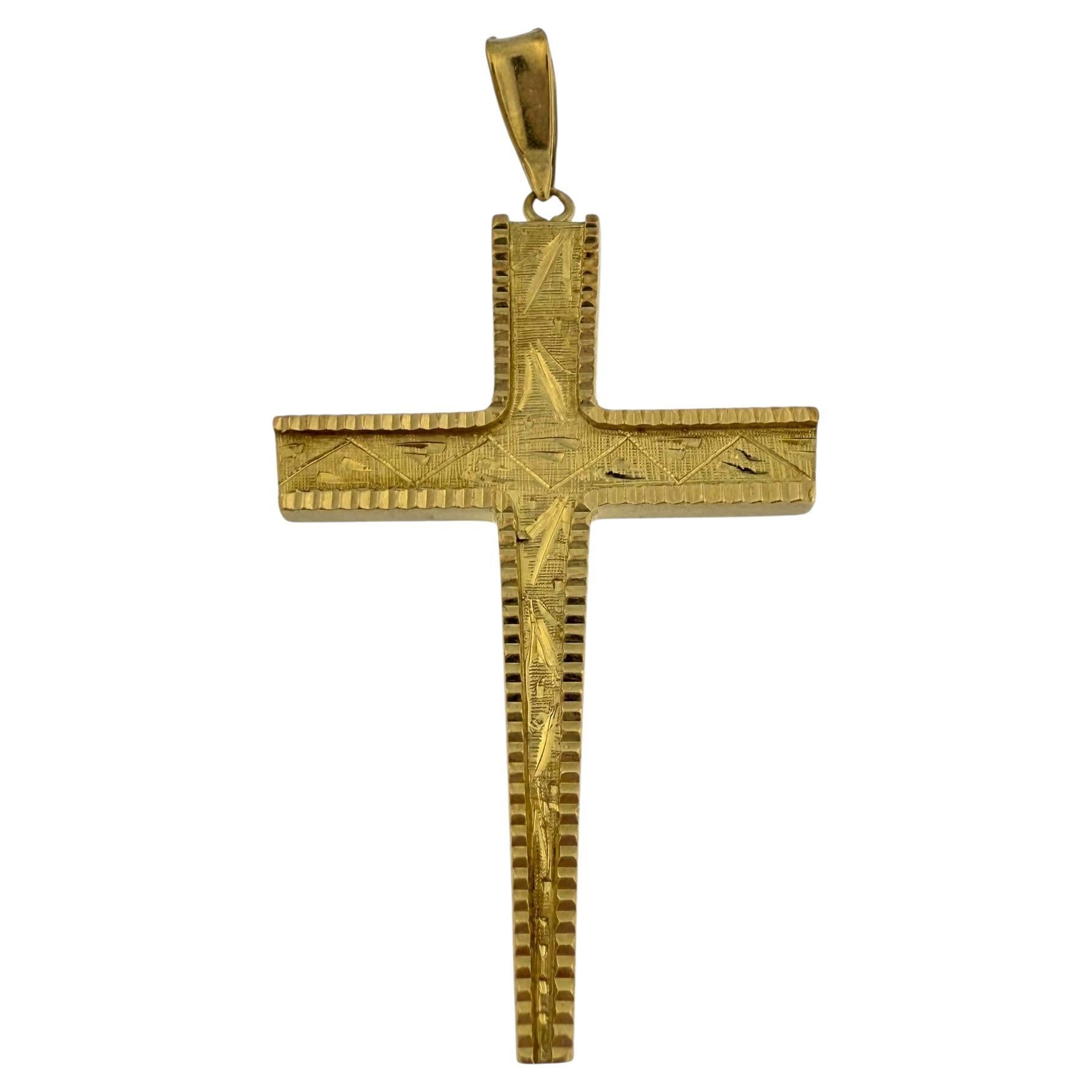 Cruz italiana de oro amarillo de 18 quilates