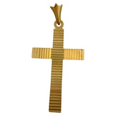 Italian 18 karat Yellow Gold Cross with Geometrical Design