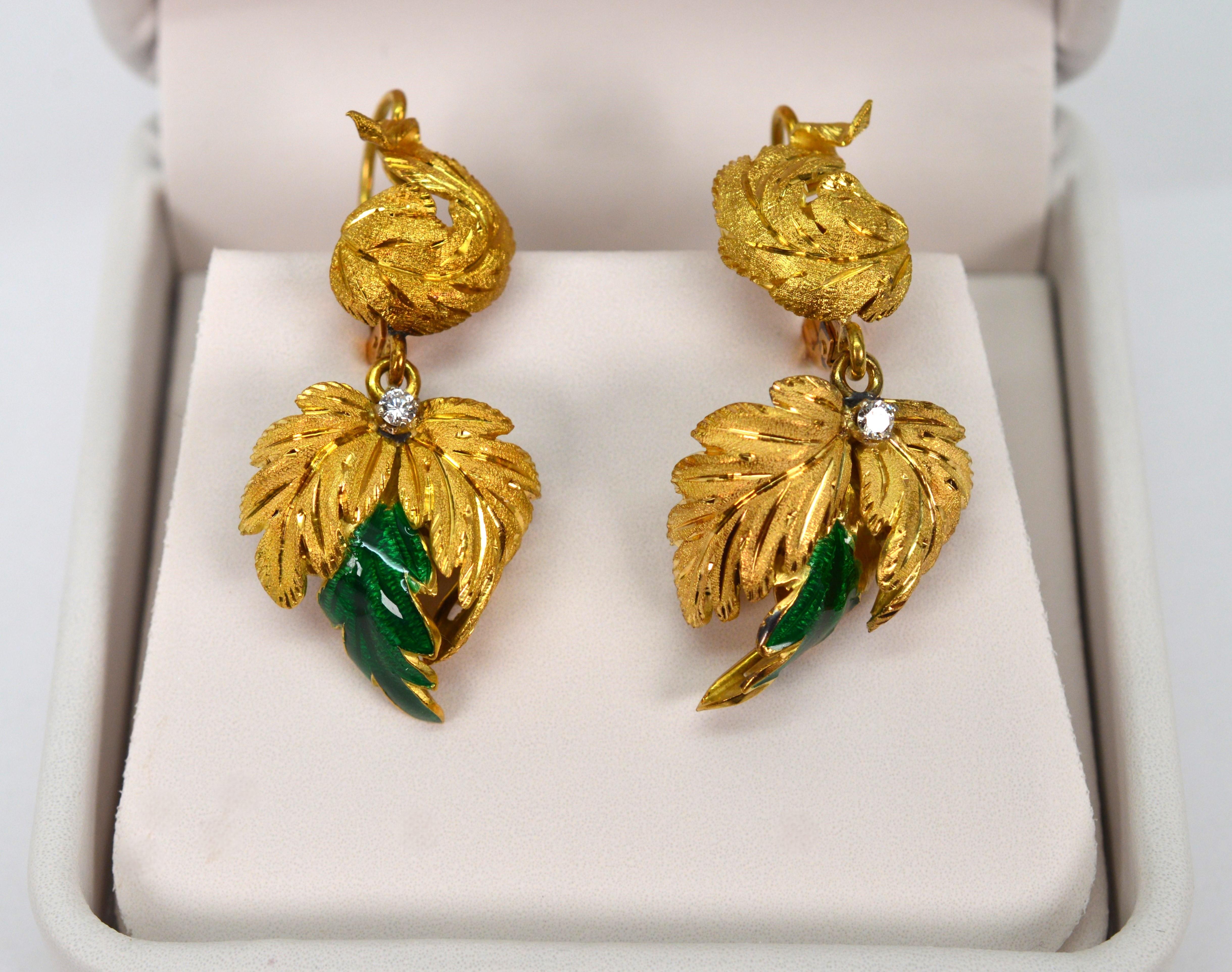 Round Cut Italian 18 Karat Yellow Gold Drop Leaf Earrings with Diamond Accents For Sale