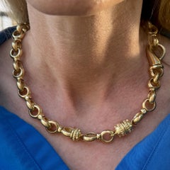 Italian 18 Karat Yellow Gold Heavy Round Link Vintage Necklace 17 Inches