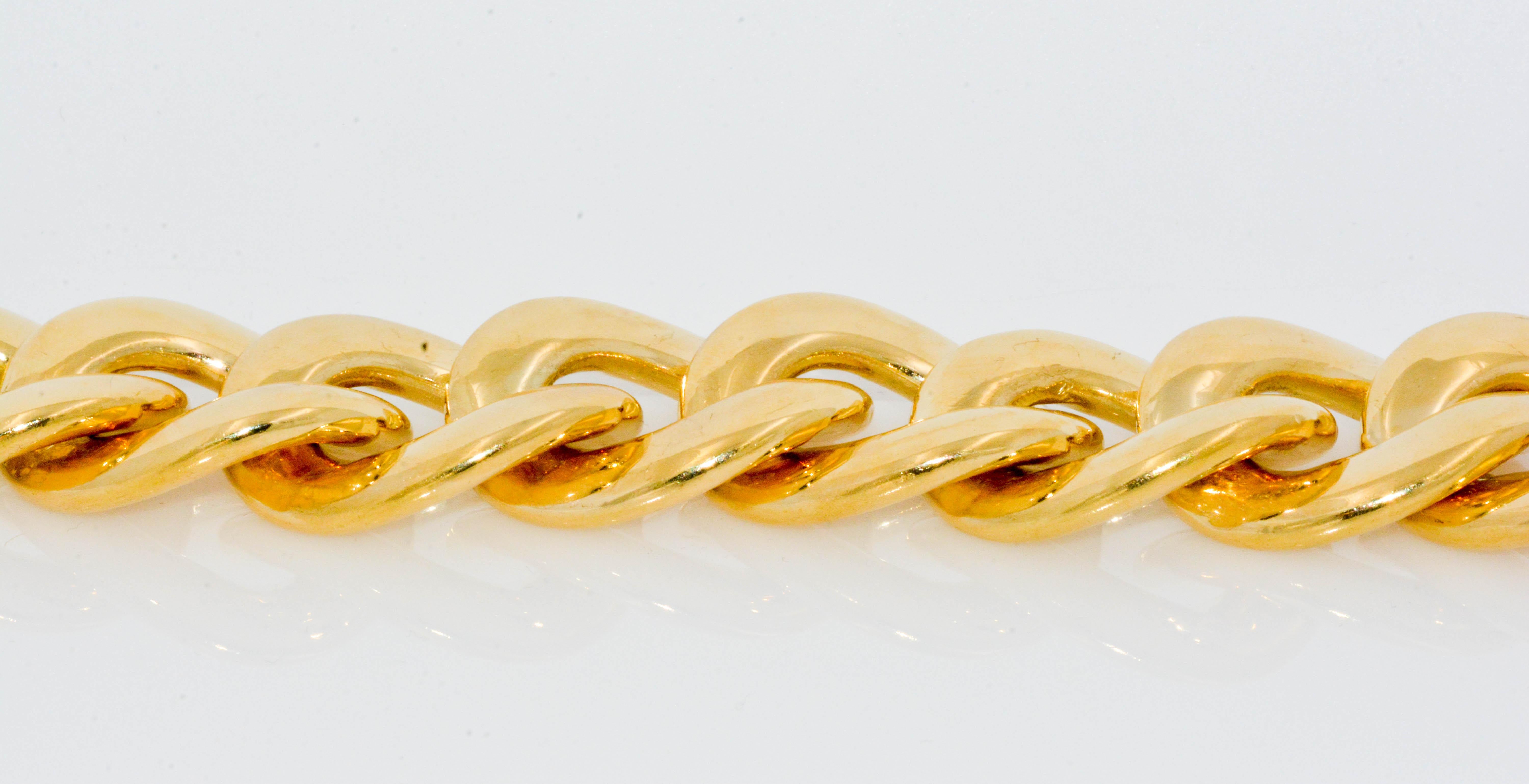 Allow your taste to shine with this Italian hollow curb link bracelet. Crafted in high polish 18 karat yellow gold. This superb bracelet is comfortable and classy and is 7.5 inches in length.