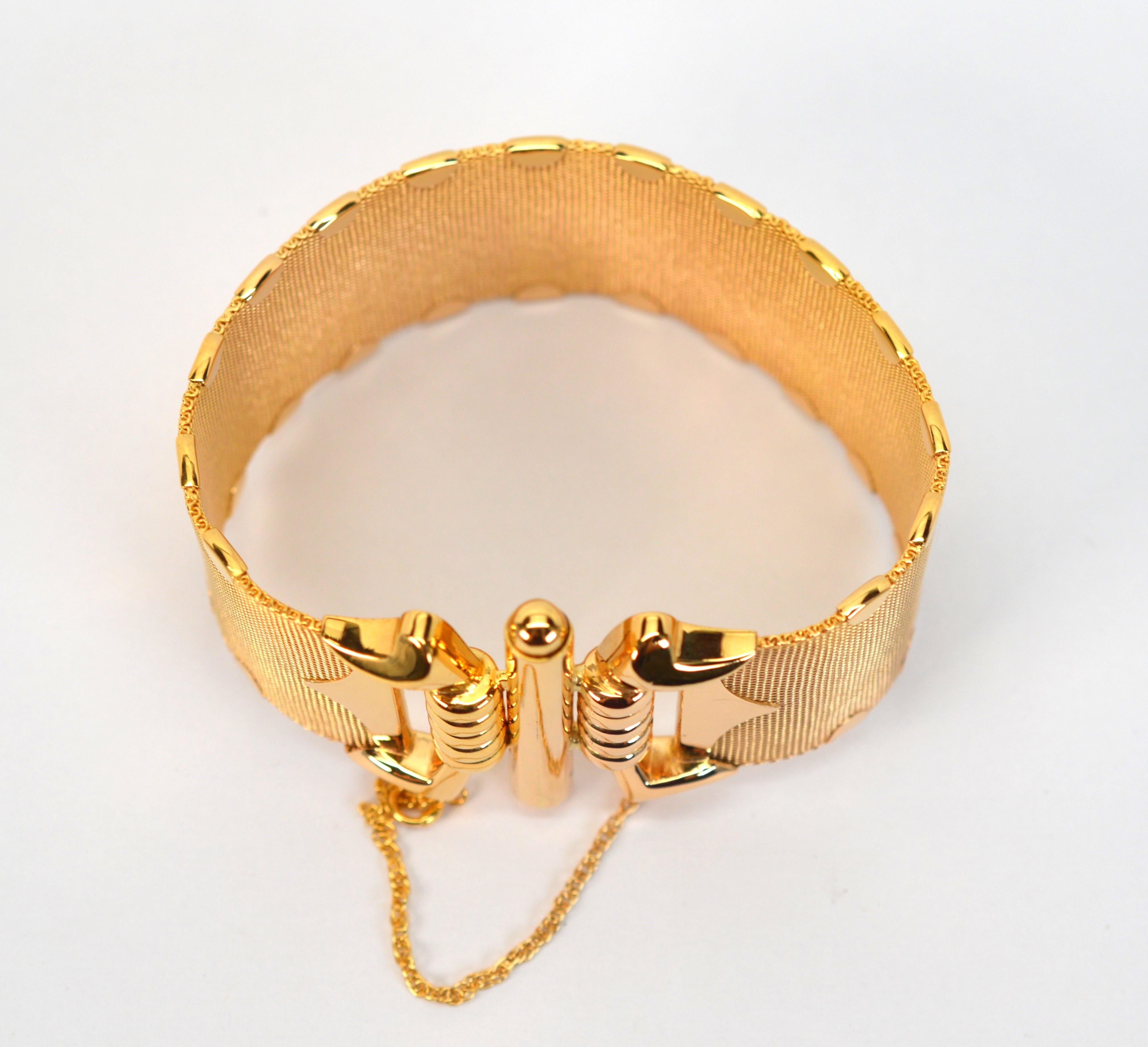 Bracelet vintage en or jaune 18 carats à larges mailles en vente 6