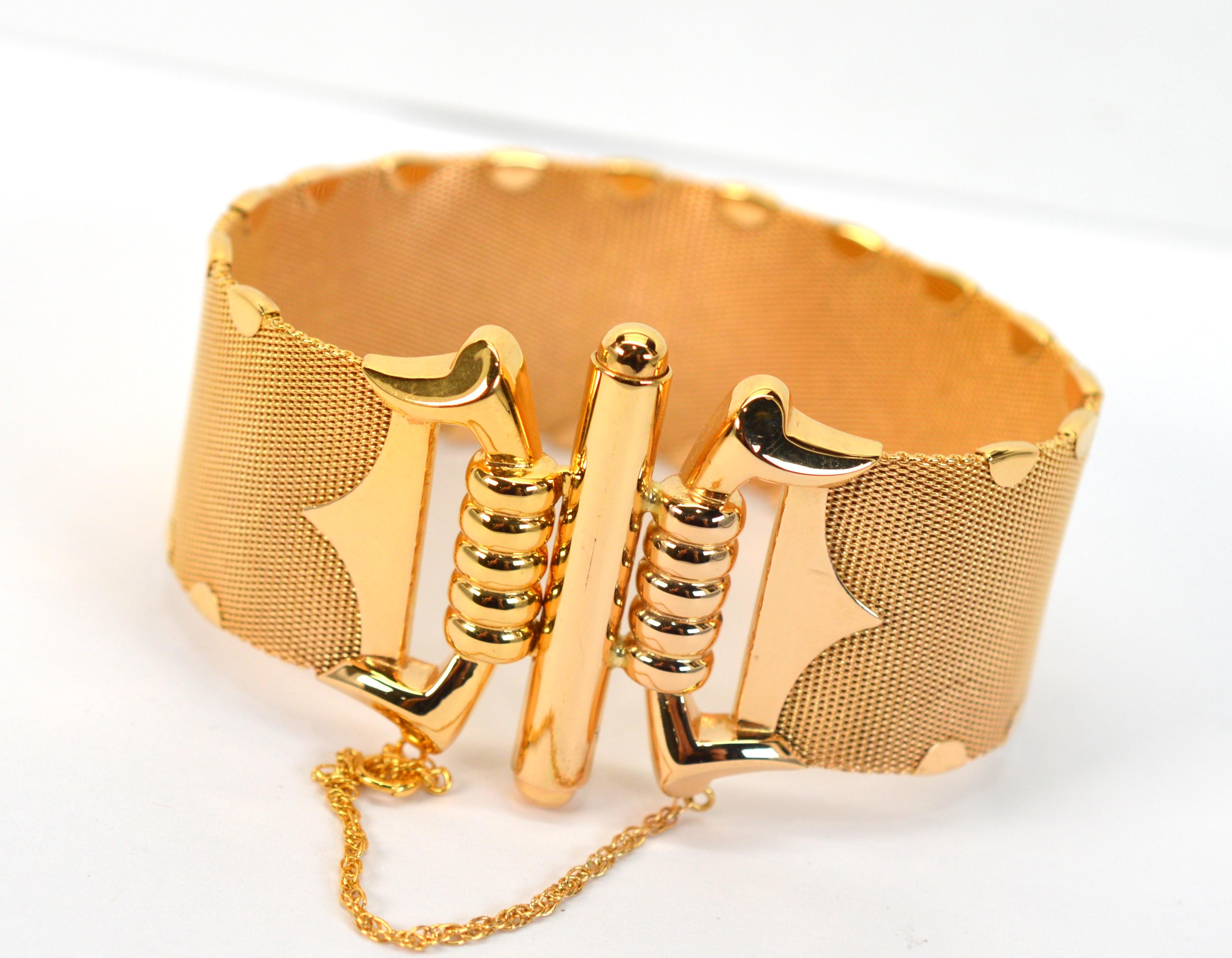 Bracelet vintage en or jaune 18 carats à larges mailles en vente 9