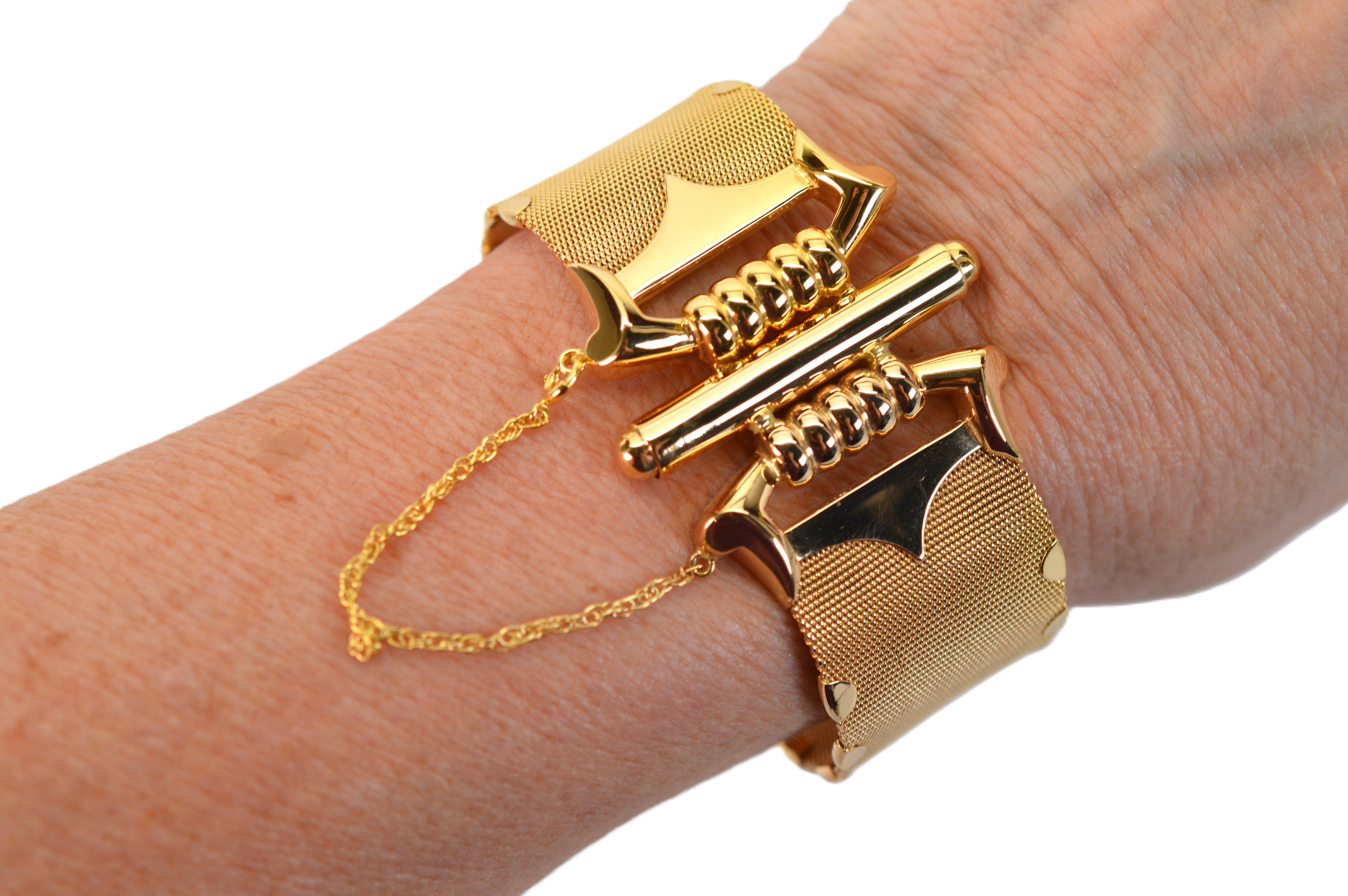 Bracelet vintage en or jaune 18 carats à larges mailles Pour femmes en vente