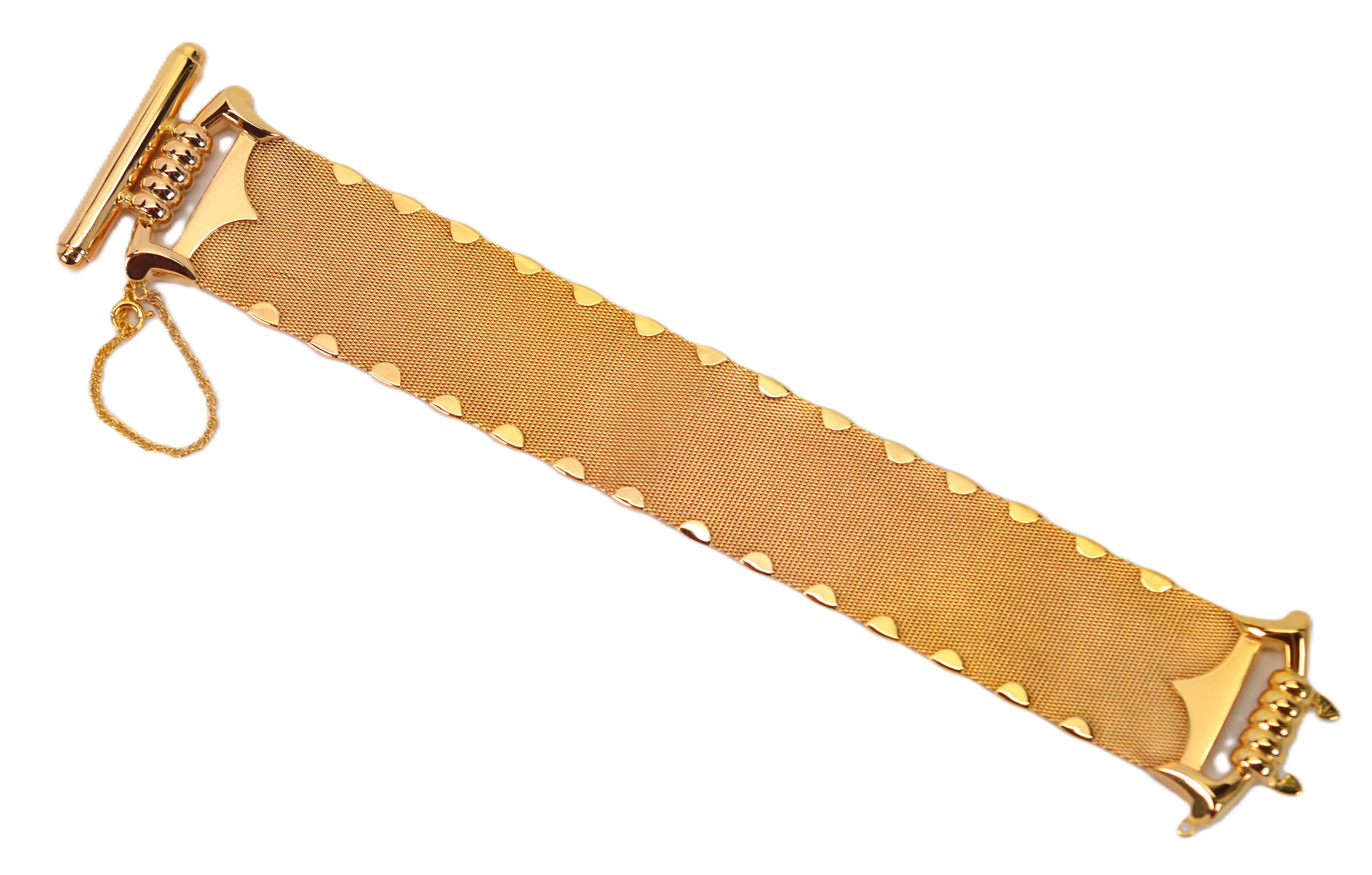 Bracelet vintage en or jaune 18 carats à larges mailles en vente 3