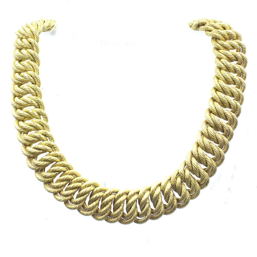 Italian 18 Karat Yellow Gold Textured Link Necklace