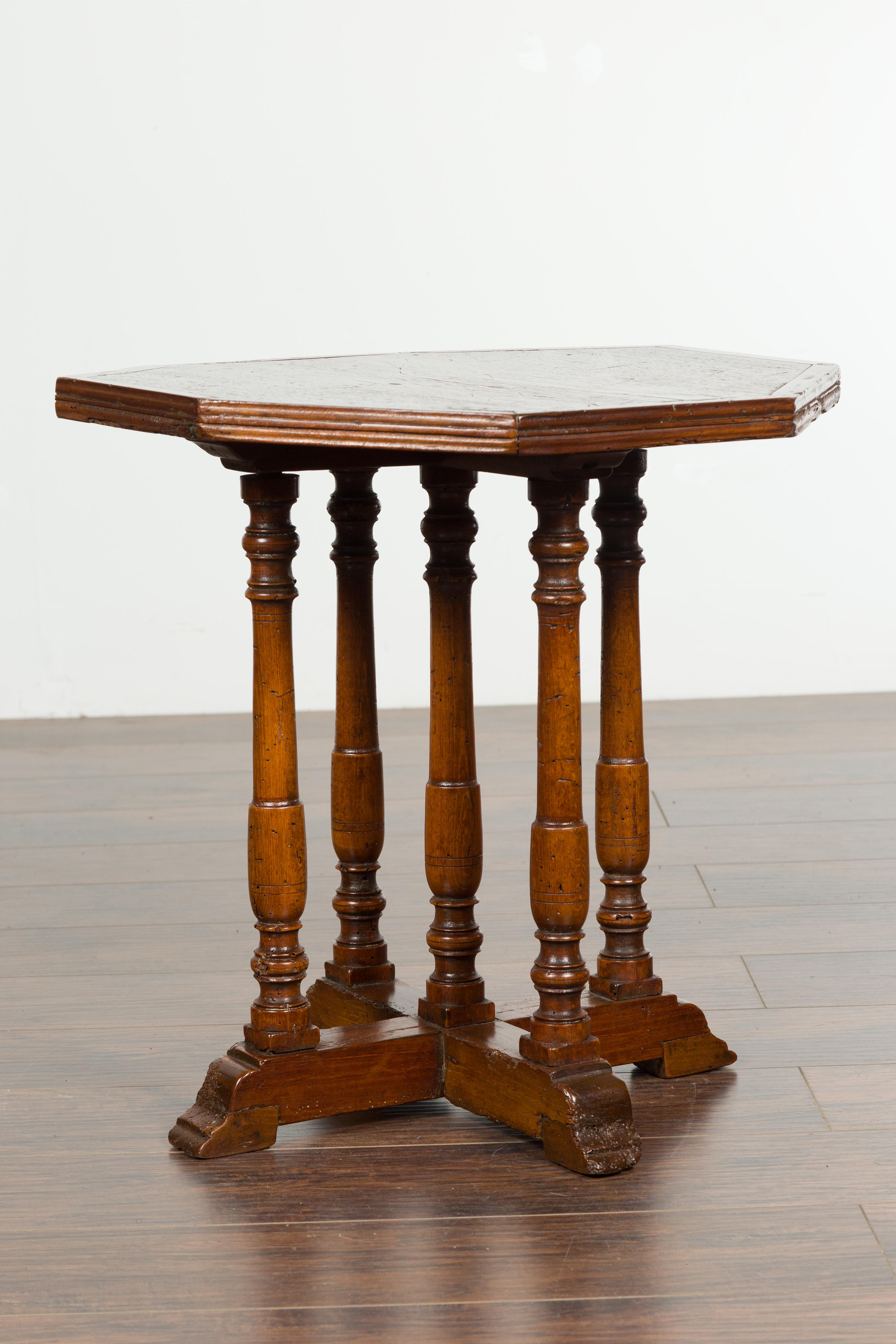 Italian 1800s Low Side table with Octagonal Top, Turned Legs and X-Form Plinth 7