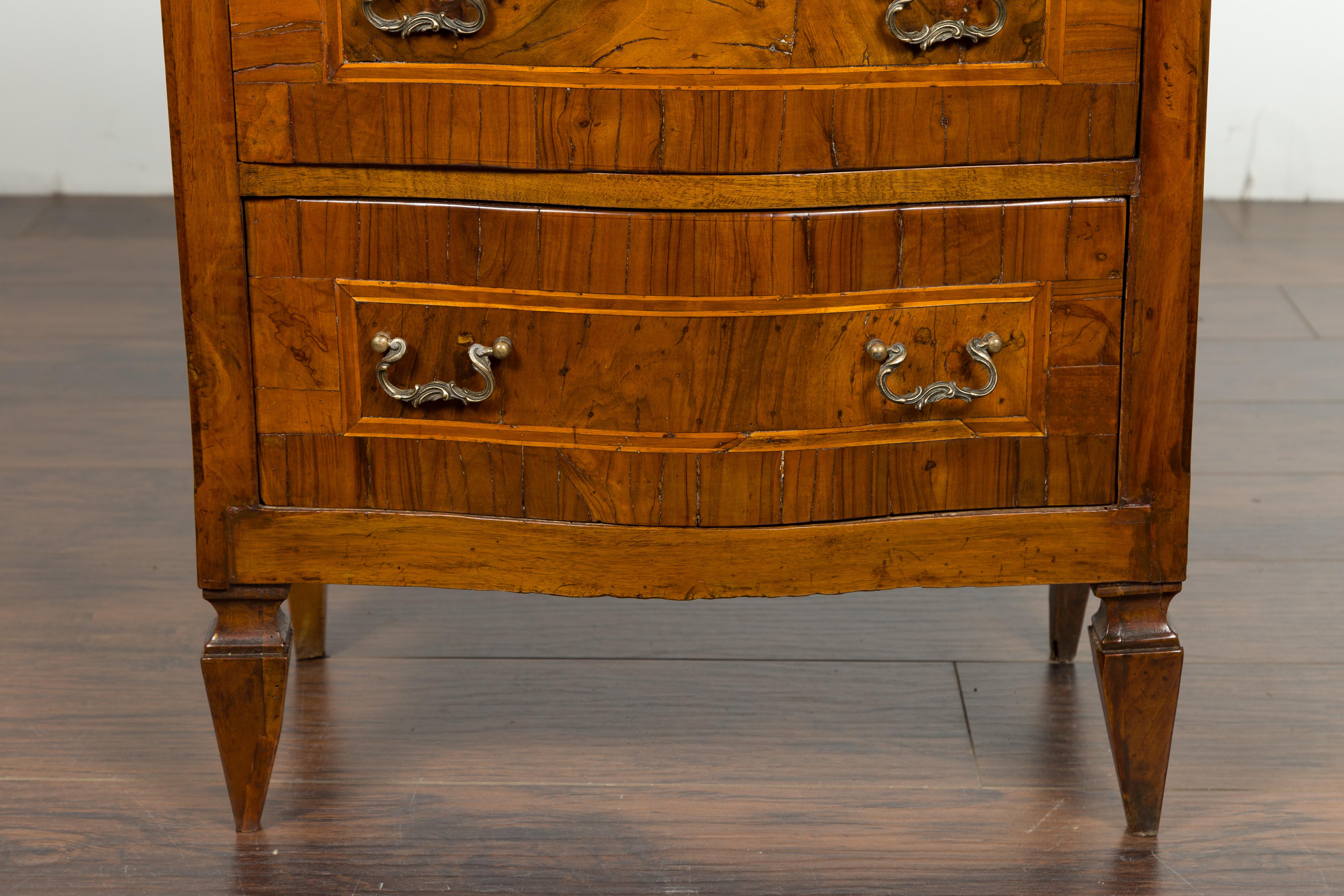 Italian 1800s Petite Walnut Three-Drawer Bow Front Chest with Banding For Sale 2