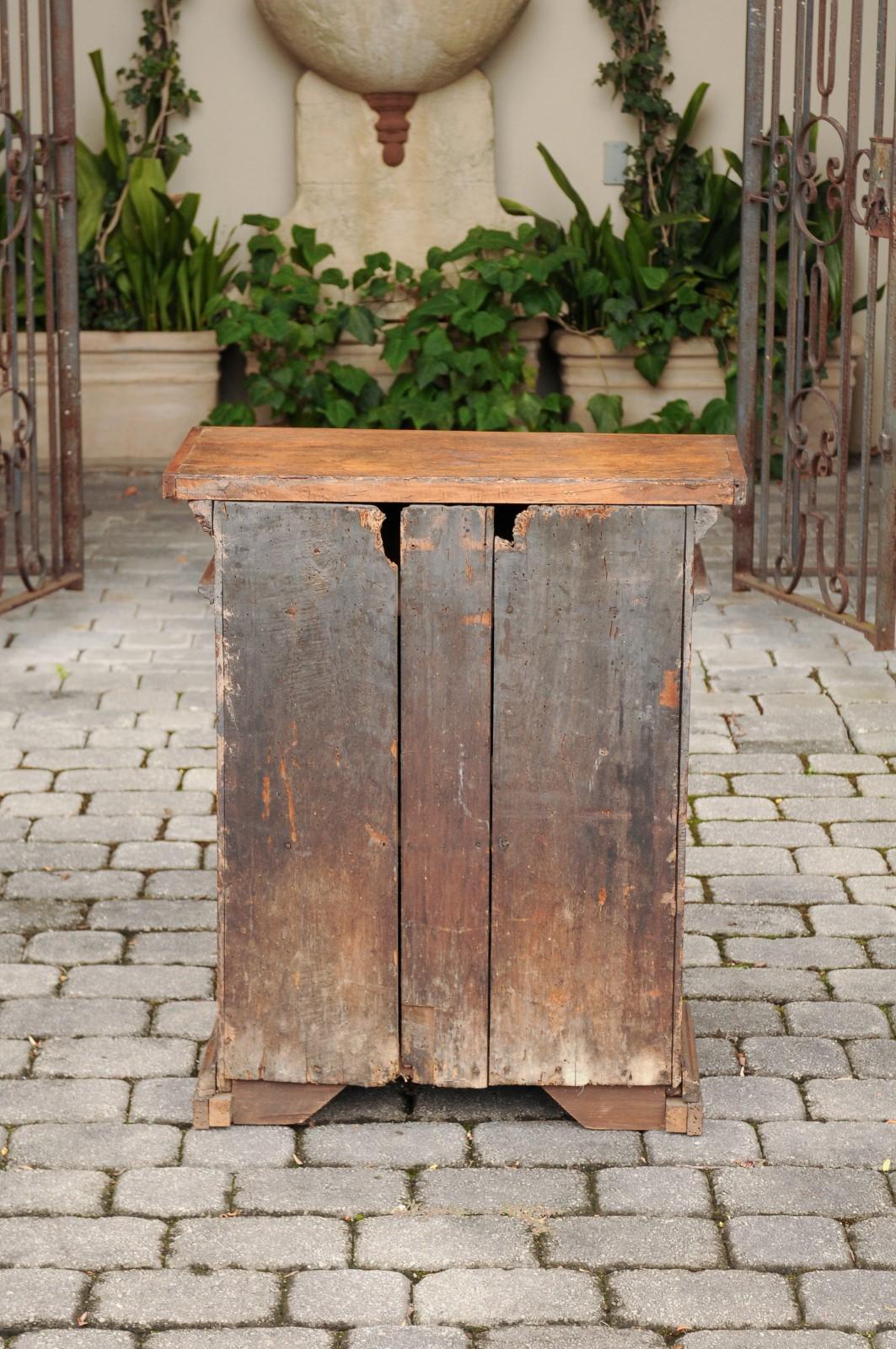 Italian 1800s Walnut Cabinet with Metal Studs, Single Door and Bracket Feet 3