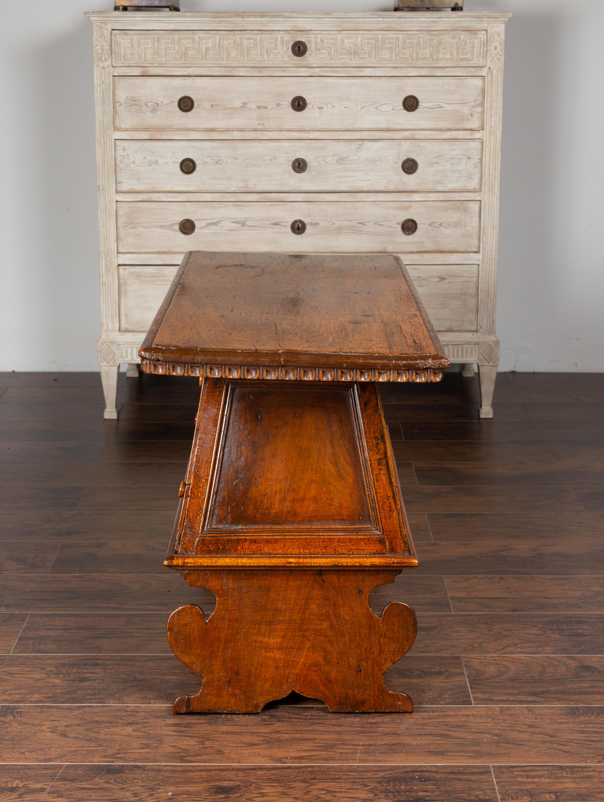 Italian 1800s Walnut Console Cabinet with Scoop Motifs, Doors and Single Drawer 7