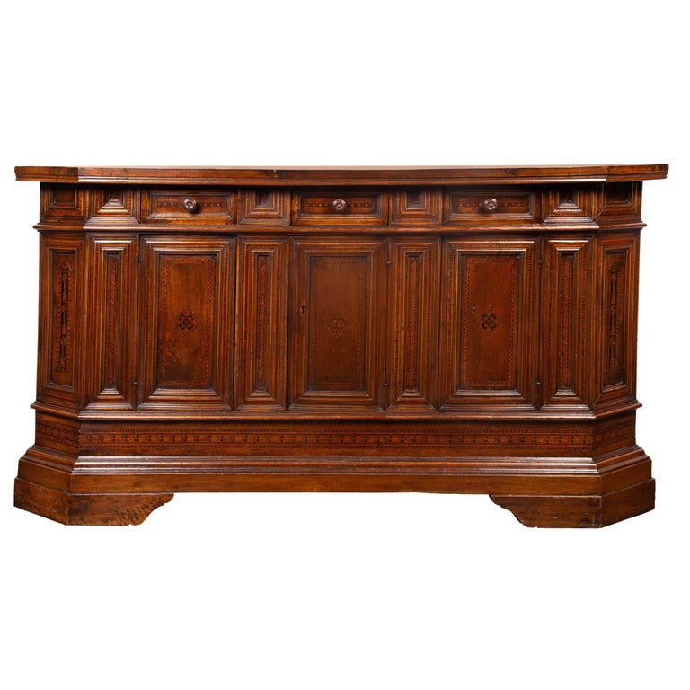 Italian 1800s Walnut Credenza with Drawers, Doors and Inlaid Geometric Motifs For Sale