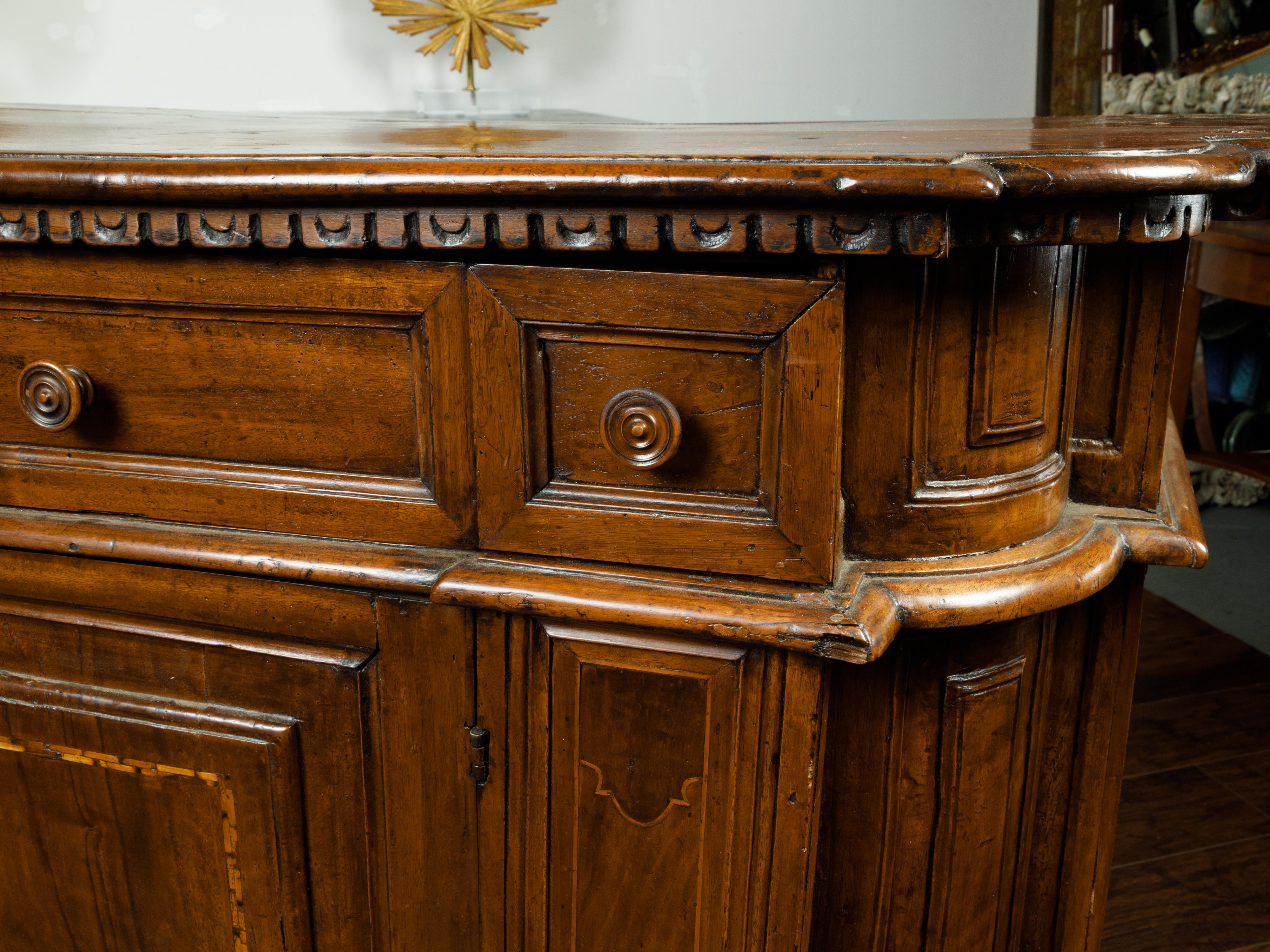 Italian 1800s Walnut Credenza with Drawers, Doors, Inlay and Foliage Carved Feet For Sale 1