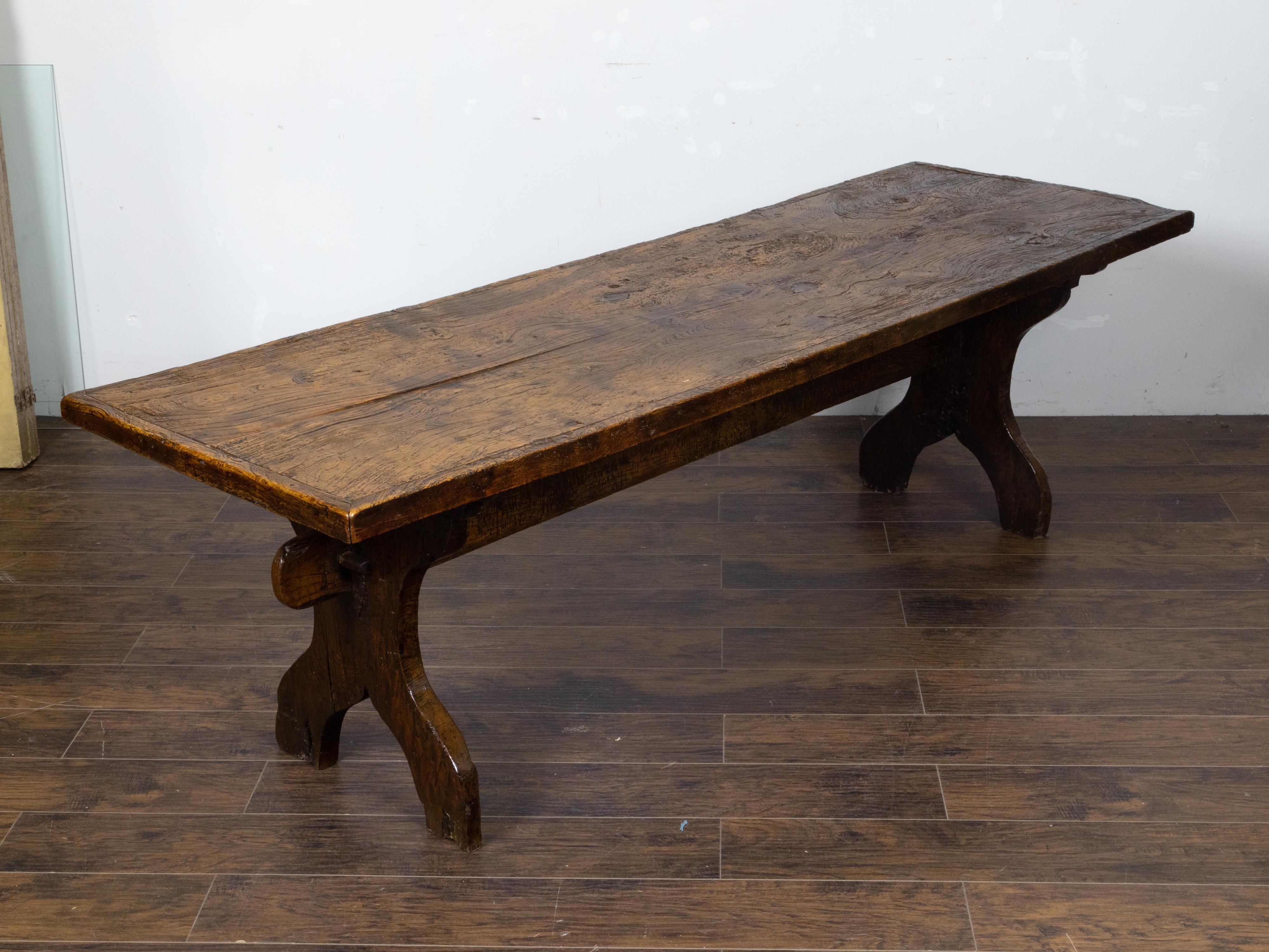 Italian 1800s Walnut Farm Table with Carved Legs, Stretcher and Weathered Patina For Sale 4
