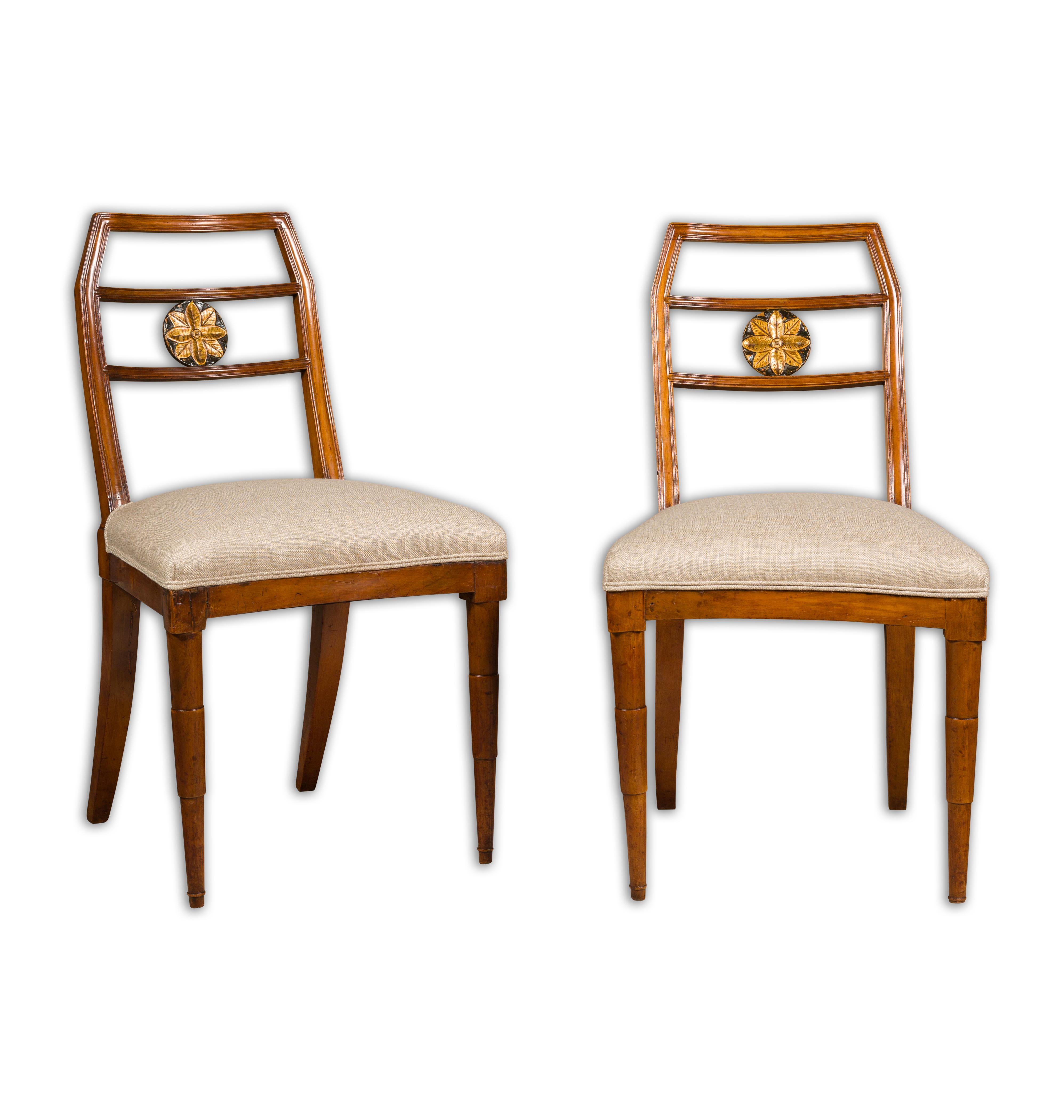 Italian 1800s Walnut Side Chairs with Carved and Gilt Floral Medallions, a Pair For Sale 12