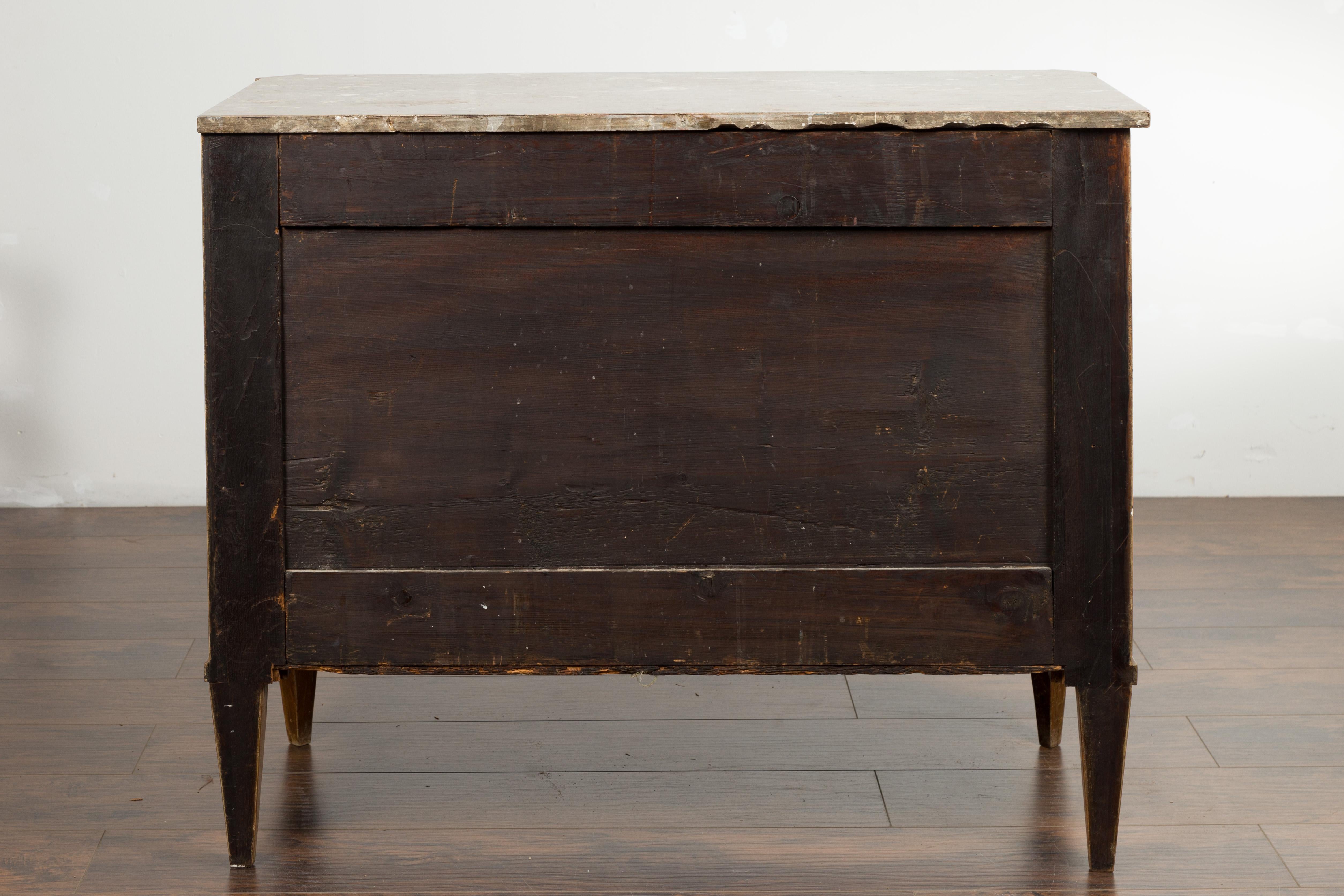 Italian 1820s Neoclassical Walnut Commode with Marble Top and Marquetry Decor 2