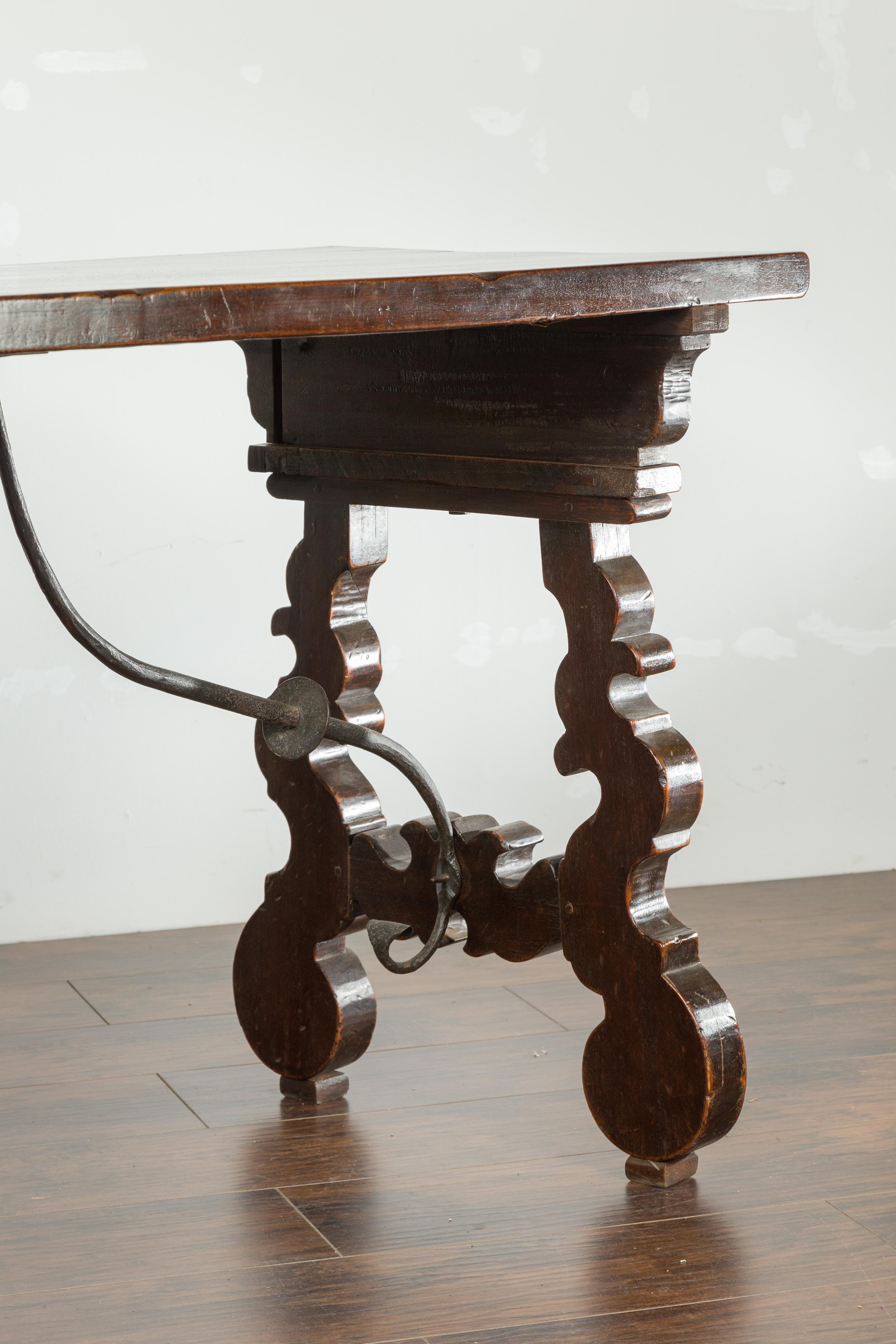 Italian 1820s Walnut Fratino Table with Iron Stretcher and Extension Leaves 5