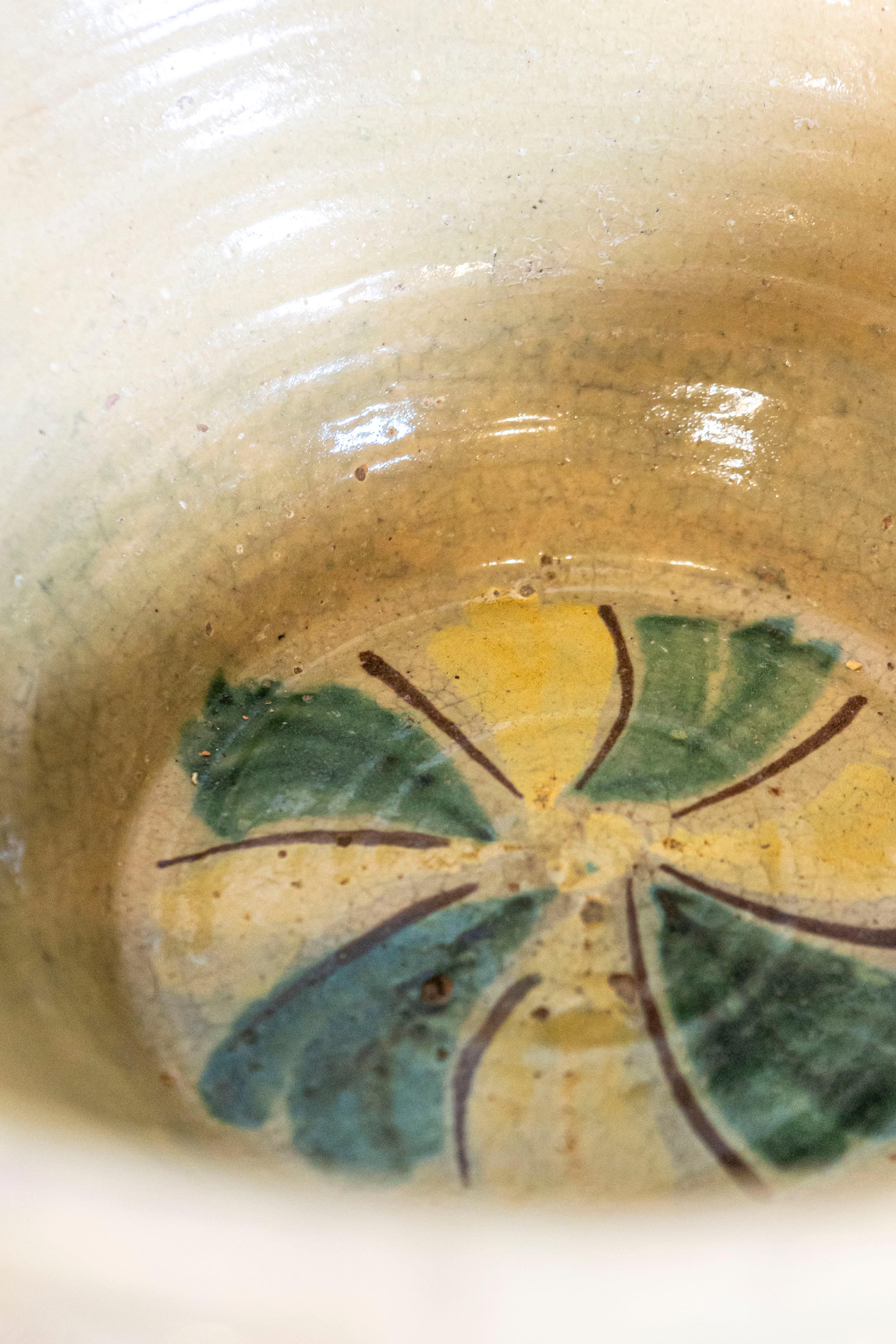 Italian 1820s Yellow Glazed Pottery Bowl from Calabria with Green Accents For Sale at 1stDibs