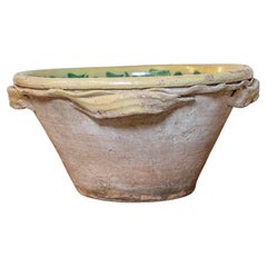 Italian 1820s Yellow Glazed Pottery Bowl from Calabria with Green Accents