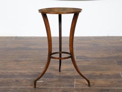 Italian 1830s Walnut Guéridon Table with Round Parquetry Top and Tripod Base