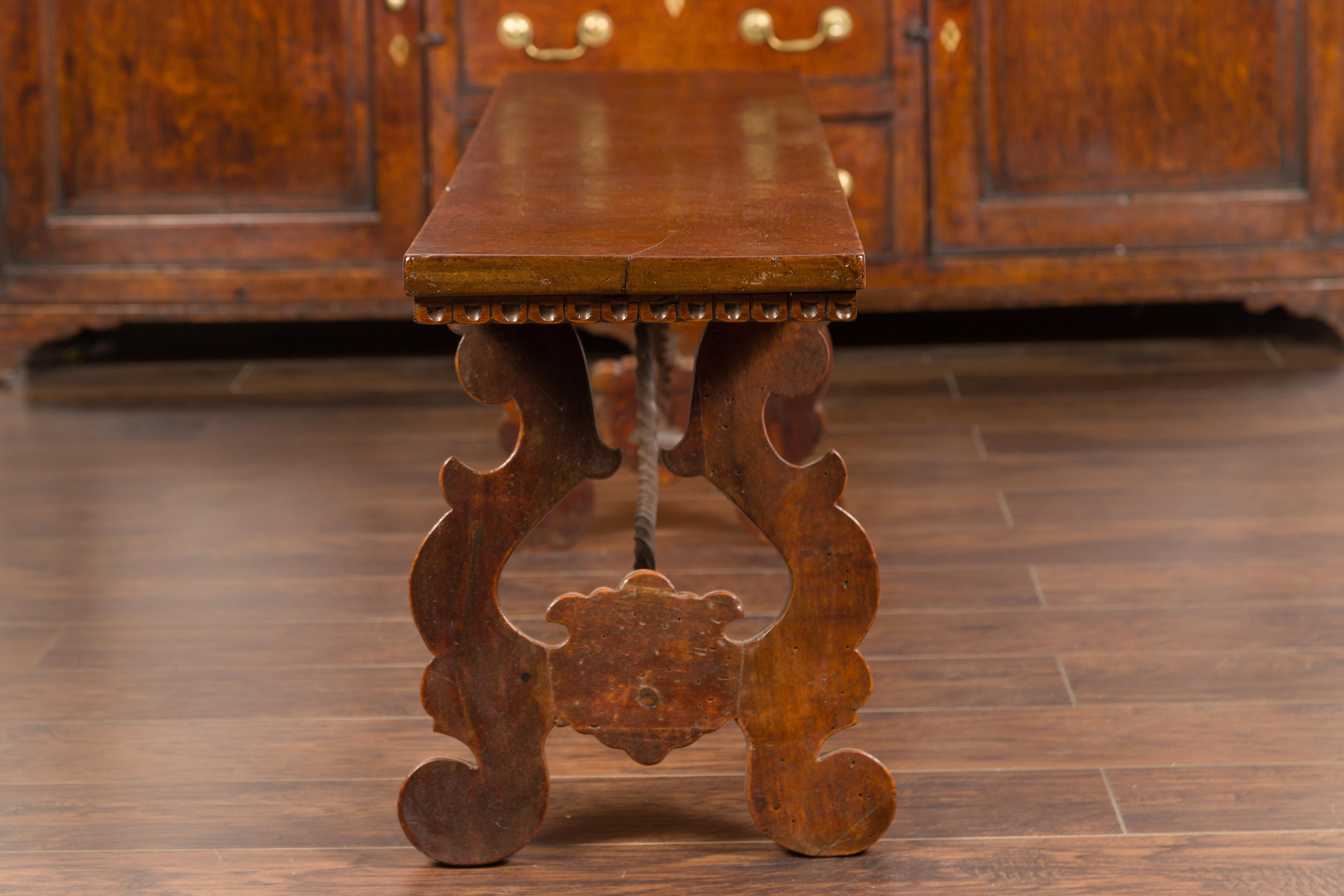 Italian 1850s Baroque Style Walnut Bench with Iron Stretcher and Lyre Legs 8