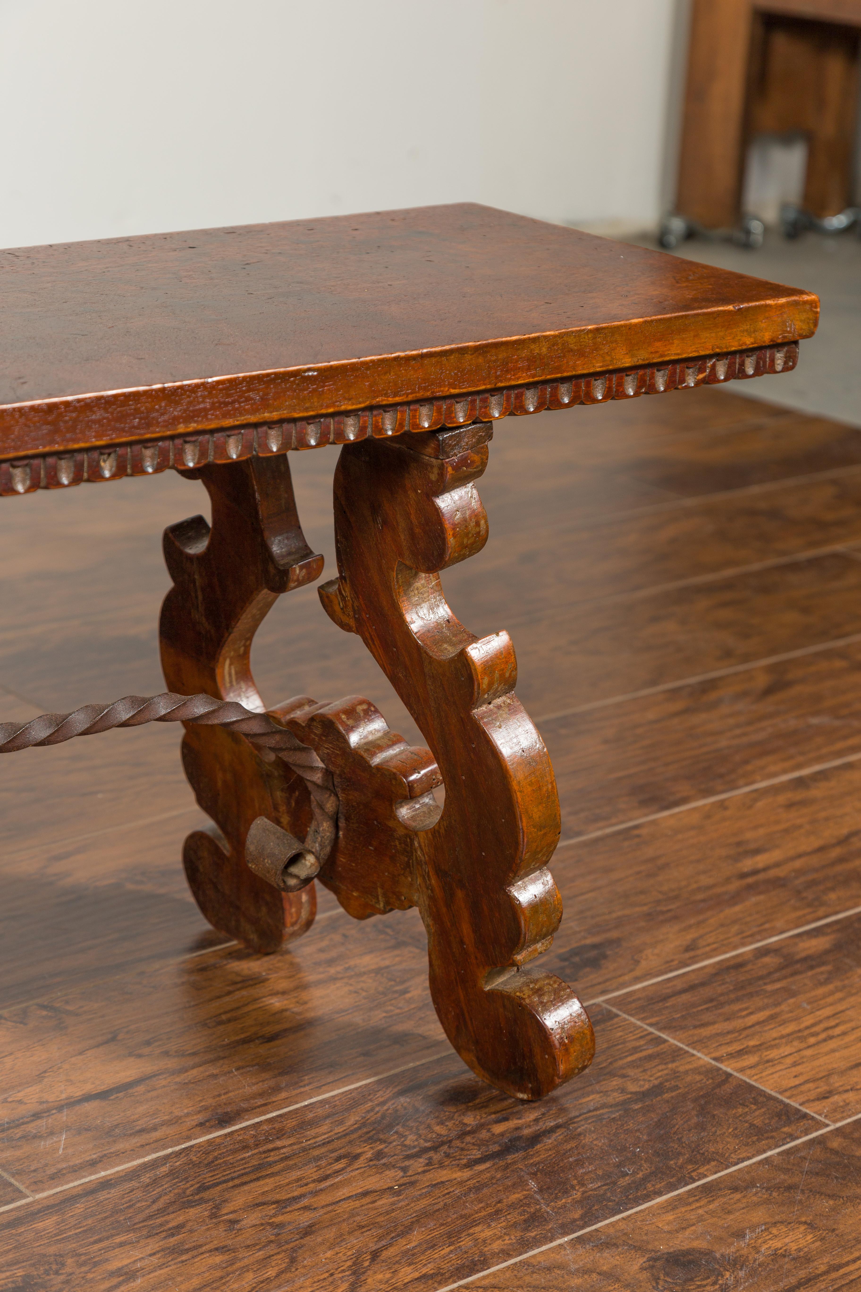 Italian 1850s Baroque Style Walnut Bench with Iron Stretcher and Lyre Legs 1