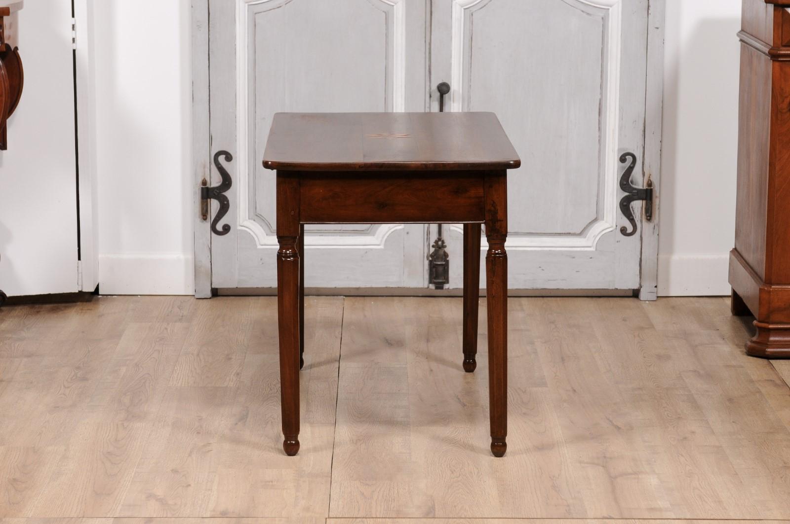 Italian 1890s Walnut Side Table with Elm Marquetry Star, Drawer and Turned Legs For Sale 7