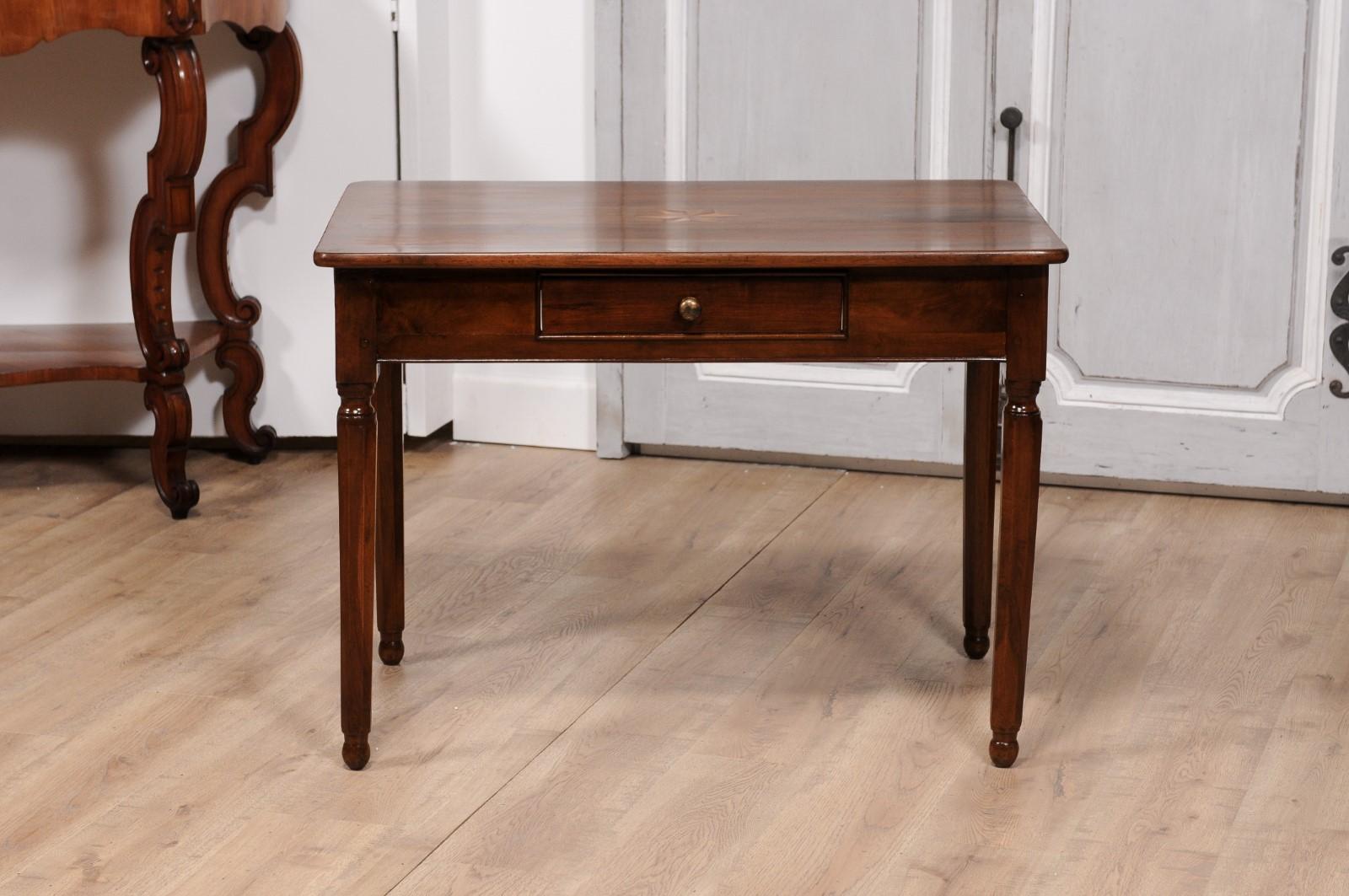 Italian 1890s Walnut Side Table with Elm Marquetry Star, Drawer and Turned Legs For Sale 2