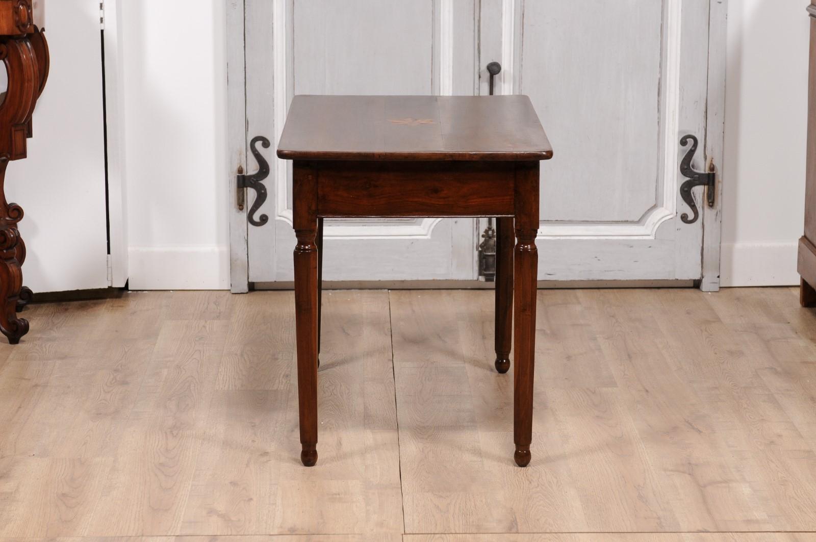 Italian 1890s Walnut Side Table with Elm Marquetry Star, Drawer and Turned Legs For Sale 3