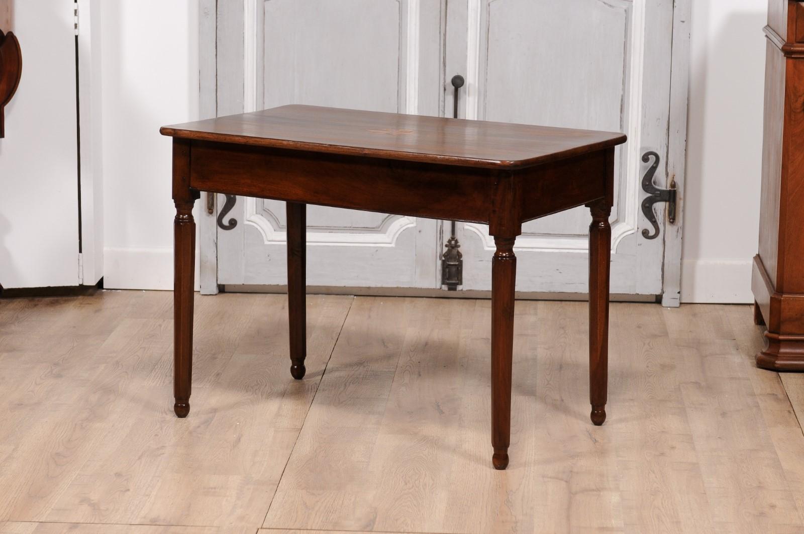 Italian 1890s Walnut Side Table with Elm Marquetry Star, Drawer and Turned Legs For Sale 4