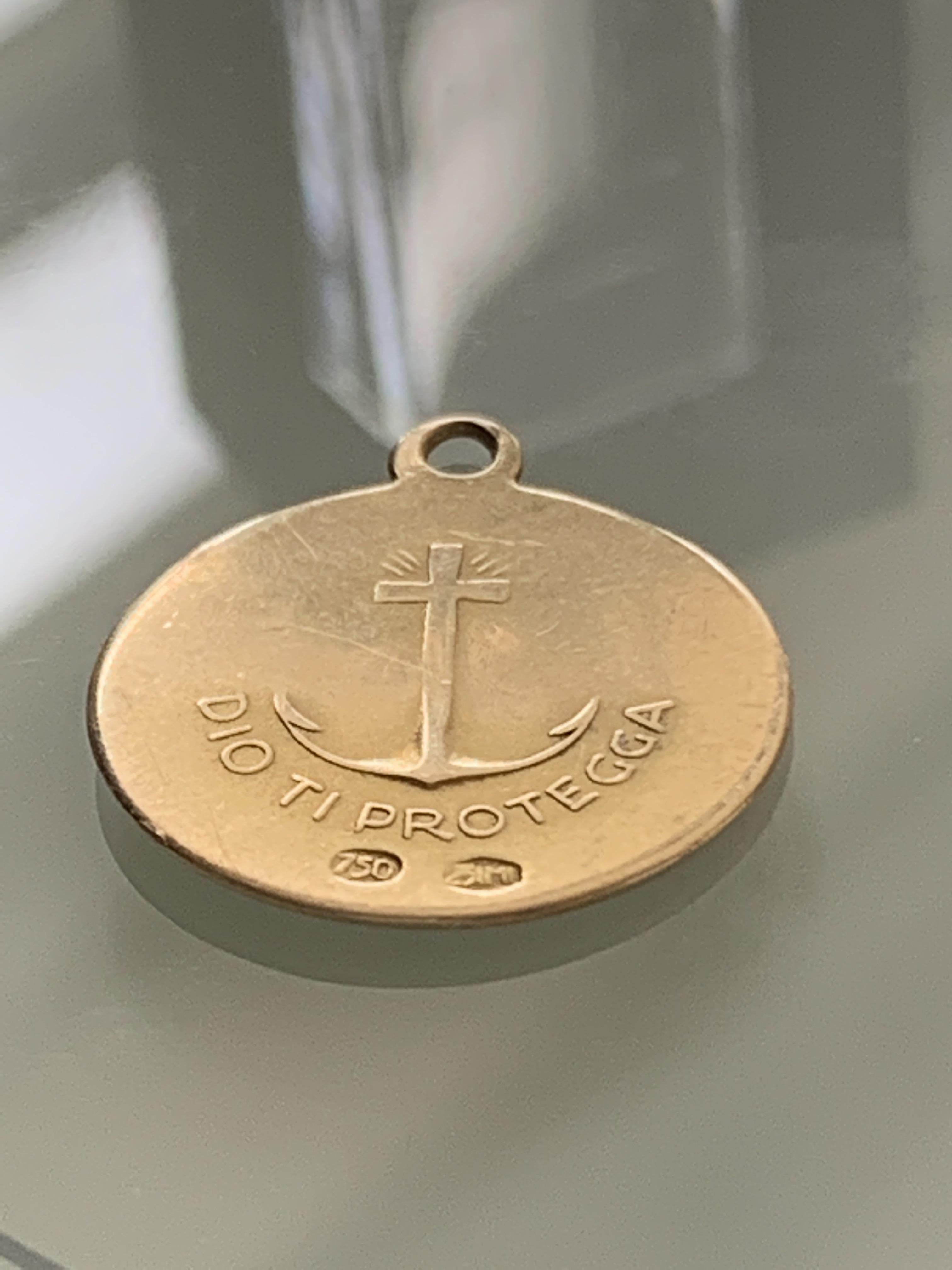 da uomo o donna Ciondolo Gesù in oro italiano 18ct in vendita