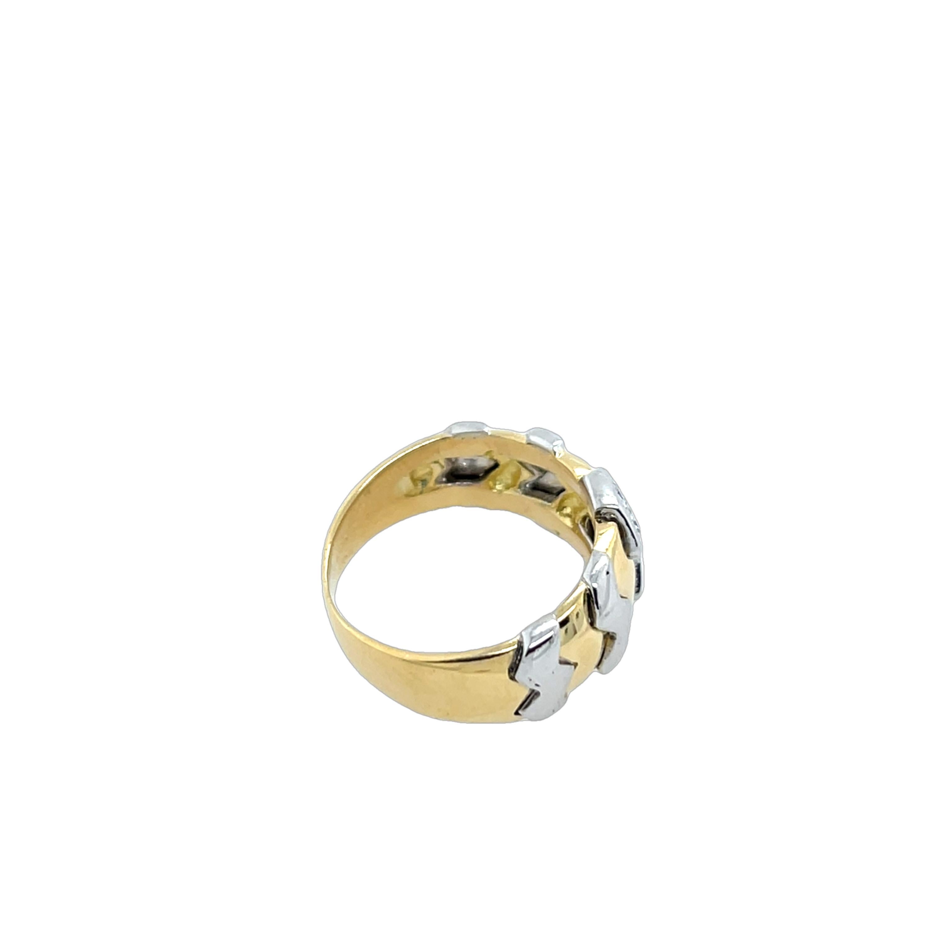 Bague italienne en or jaune et blanc 18 carats Excellent état - En vente à London, GB
