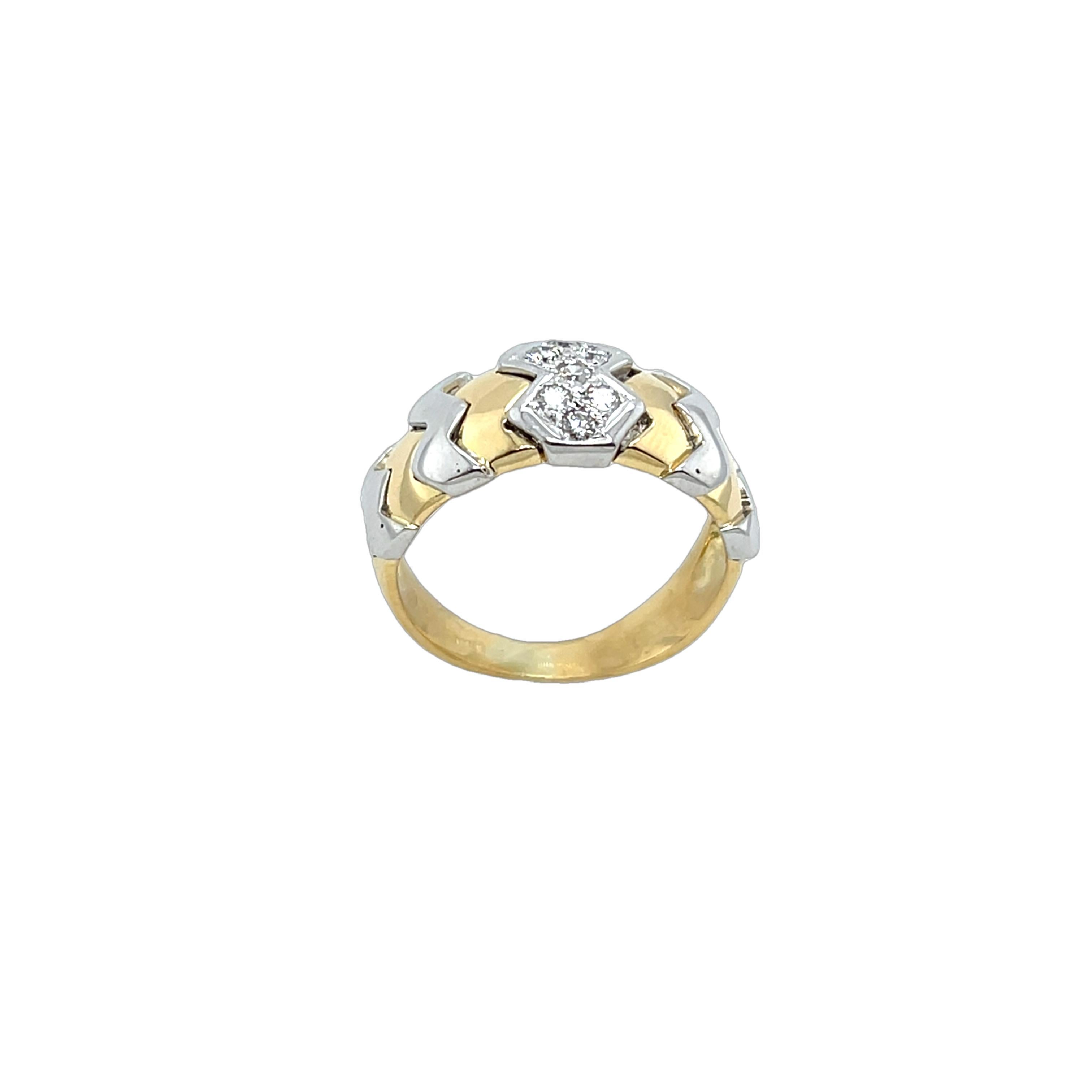 Bague italienne en or jaune et blanc 18 carats Unisexe en vente