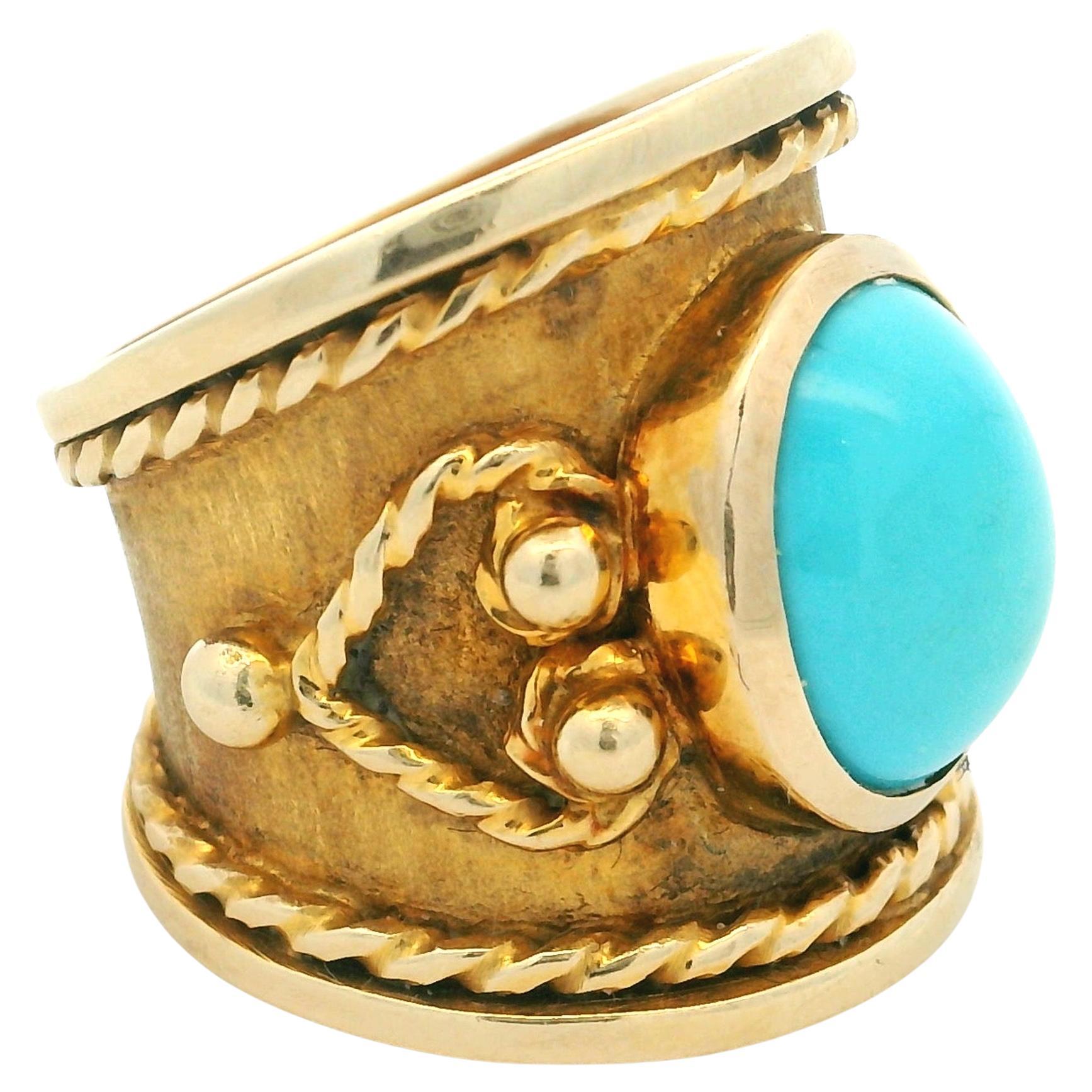 Anello Etruscan Revival italiano a 18 carati con cabochon di turchese persiano, CIRCA 1970
