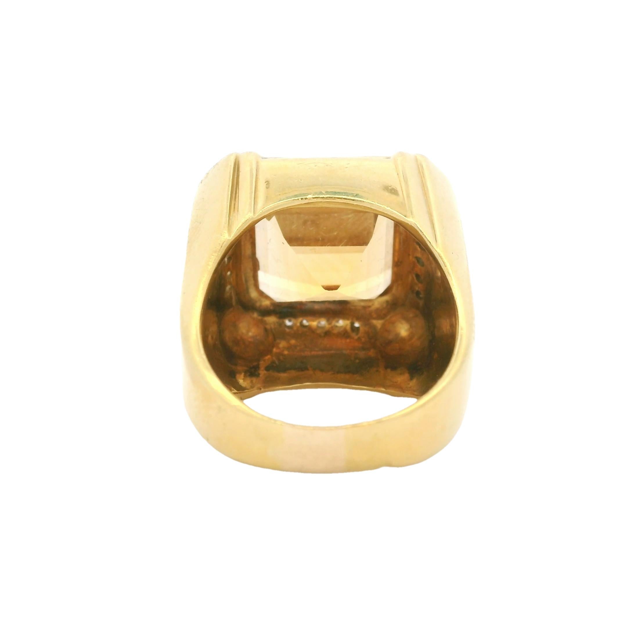 Italienischer 18K Gold 10Kt Citrin & Diamant Cocktail Ring, Größe 7.75 (Carréeschliff) im Angebot