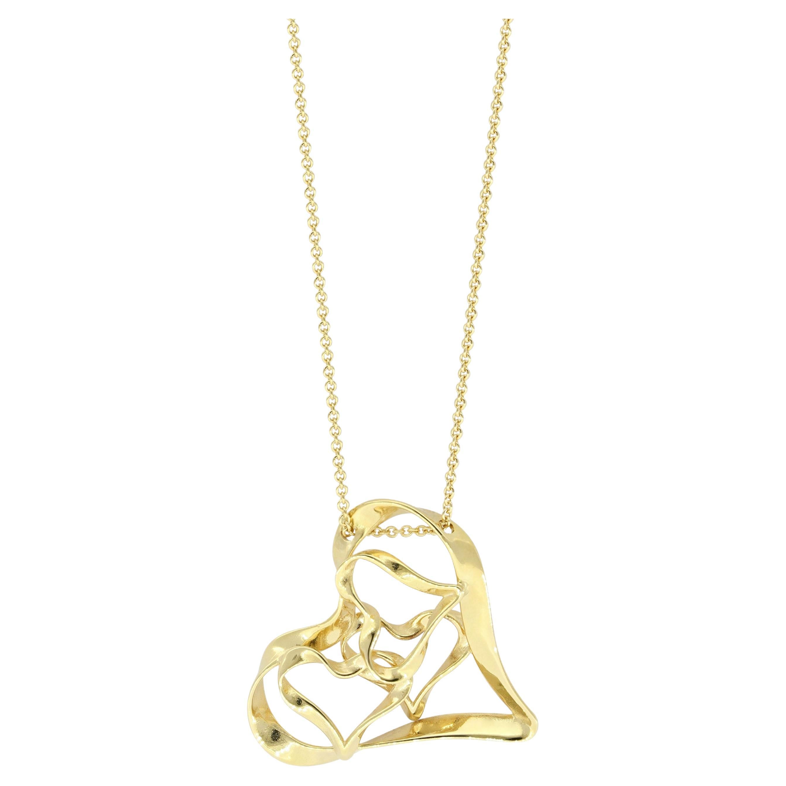 Italian 18K Gold Abstract Heart Shape Pendant Necklace For Sale