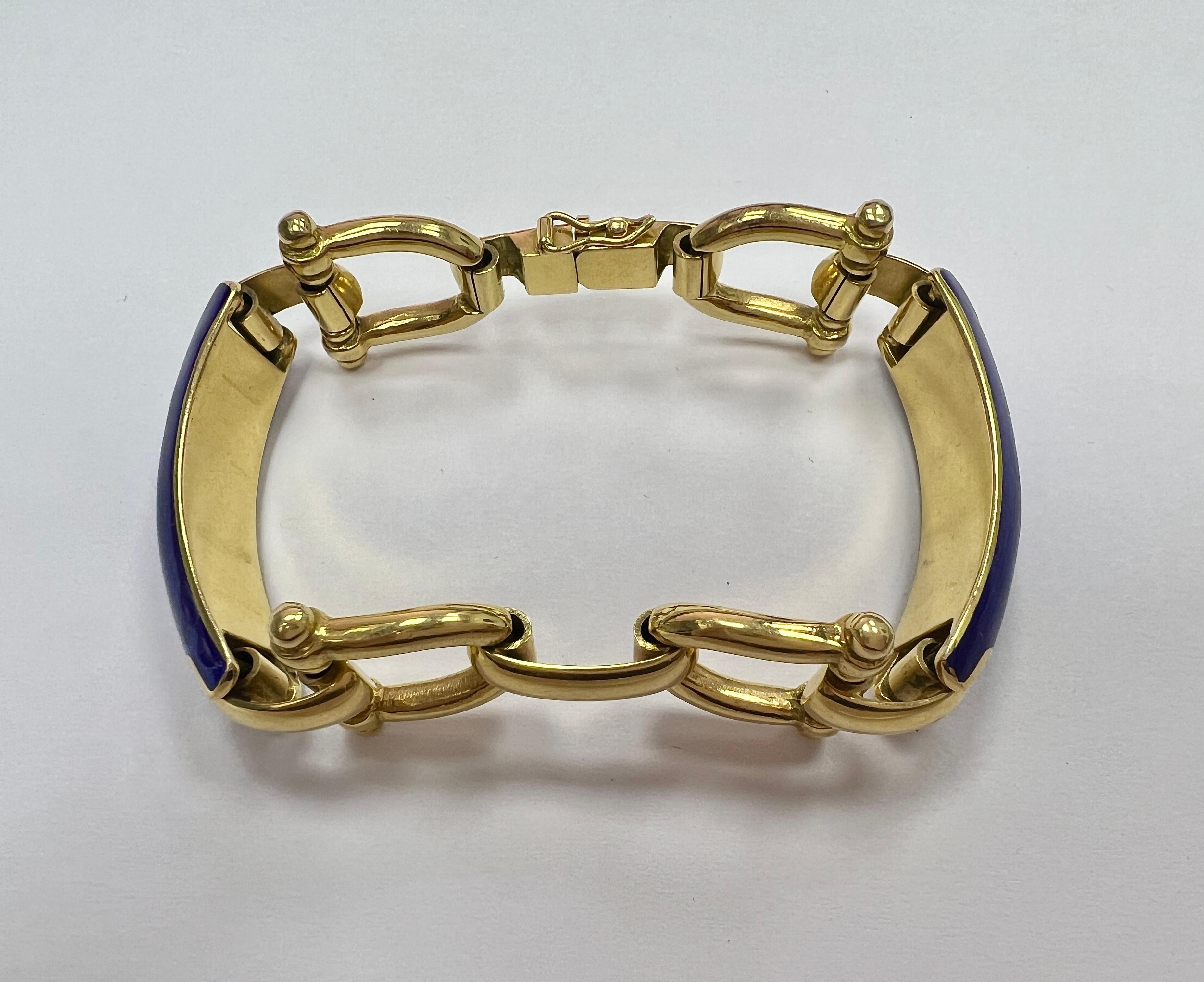 Italian 18k Gold and Enamel Horseshoe-Design Bangle Bracelet im Zustand „Hervorragend“ im Angebot in New York, NY