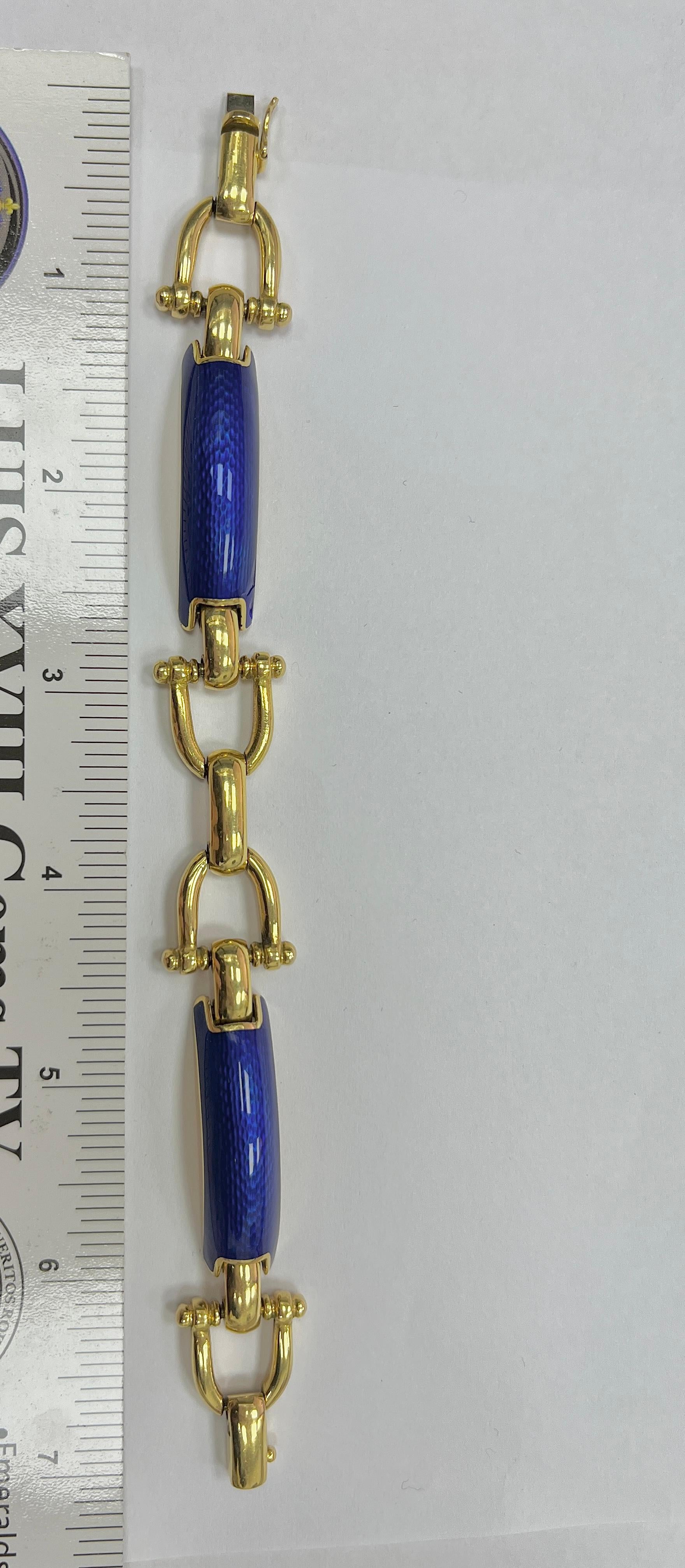 Italian 18k Gold and Enamel Horseshoe-Design Bangle Bracelet im Angebot 2