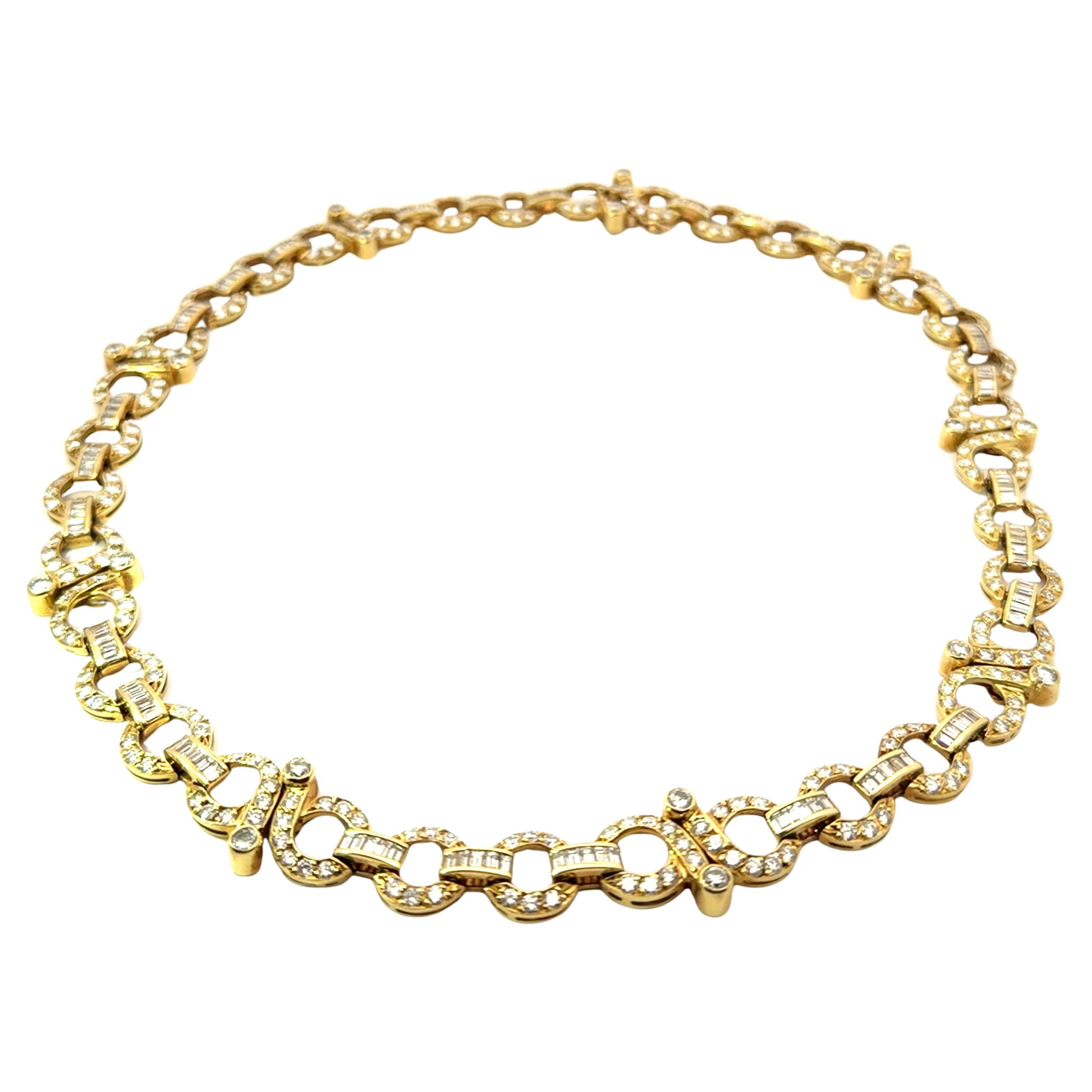 Italian 18k Gold Diamond Link Necklace Circa 1990s Approx 14-15 Carats