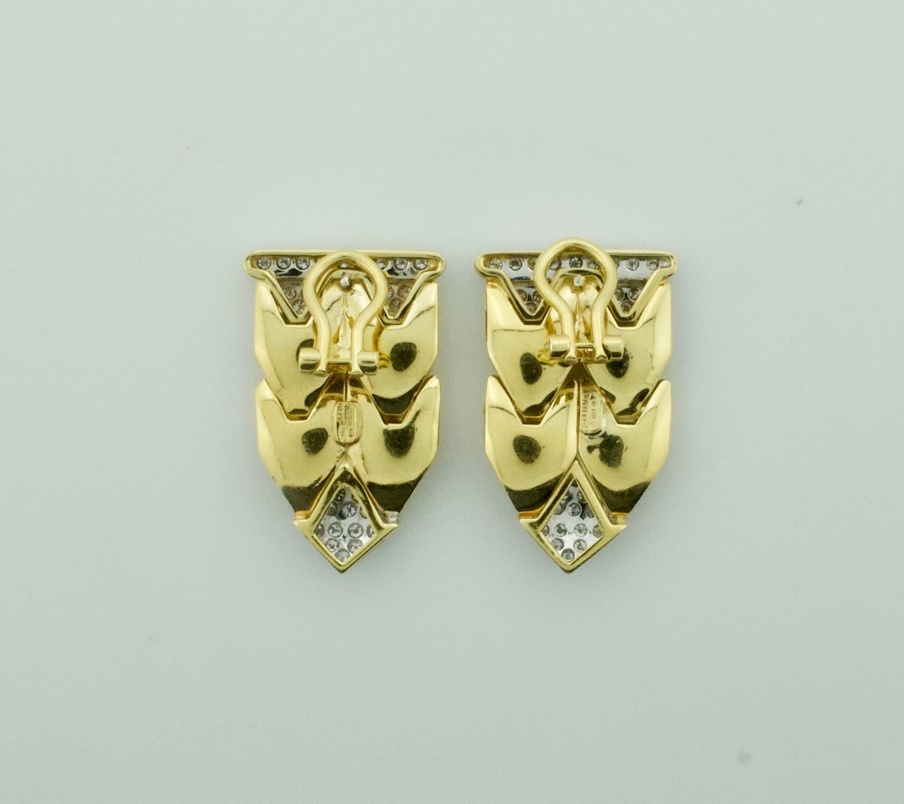 Women's or Men's Italian 18k Gold Flexible Diamond Earrings – 1.00 Carat Total For Sale