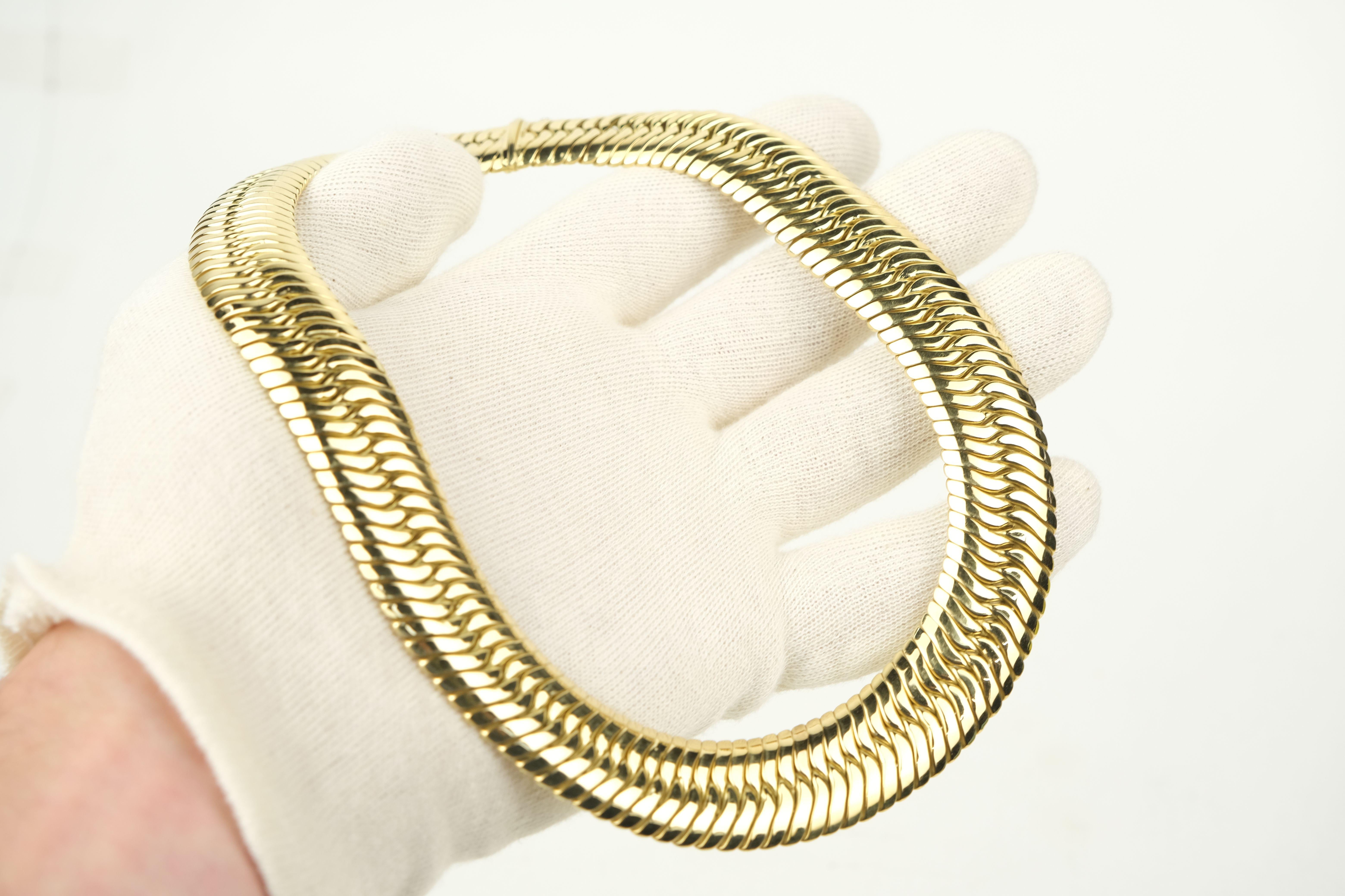Italian 18K Gold Herringbone Chain For Sale 2