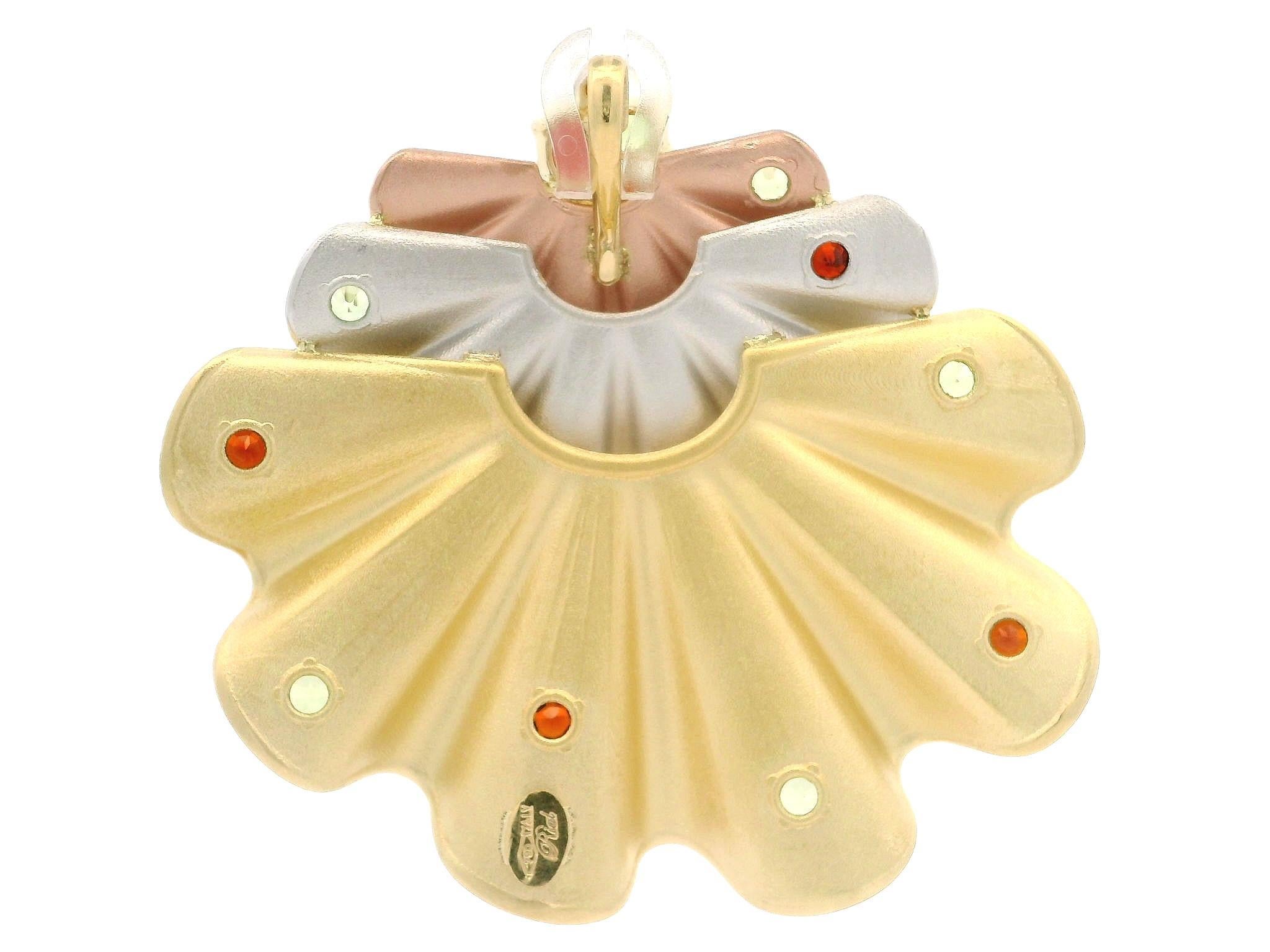 Italian 18k Tri Color Red & Green Gemstones Flared Ruffled Textured Pendant For Sale 2