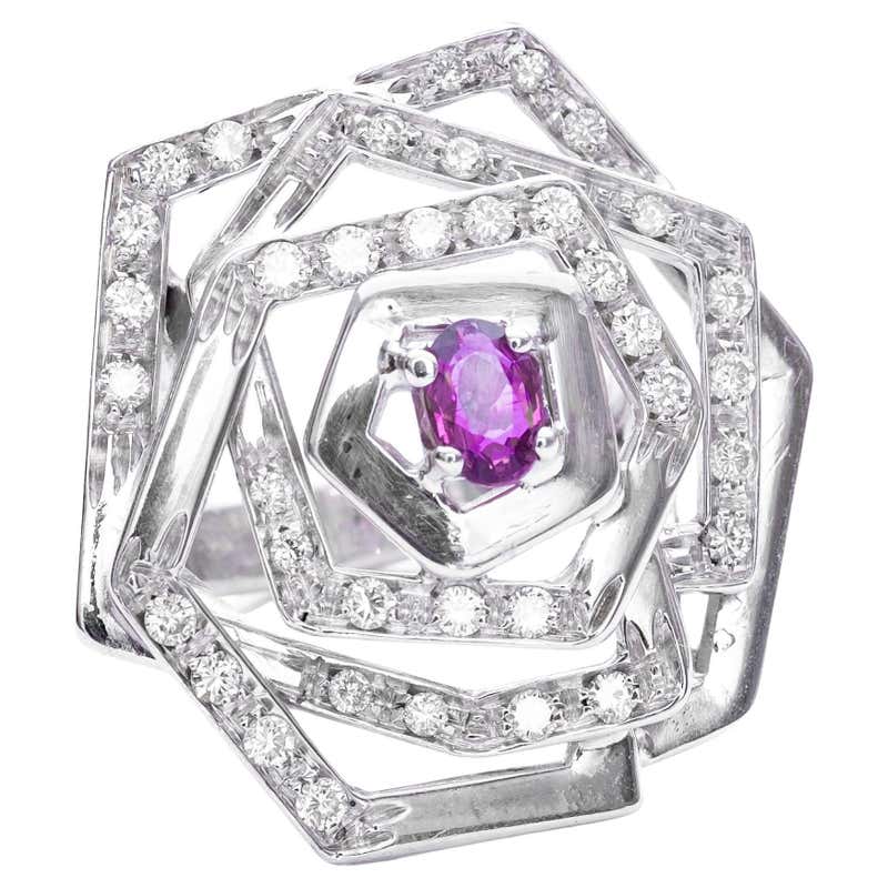 Geometric Gold Ring For Sale at 1stDibs